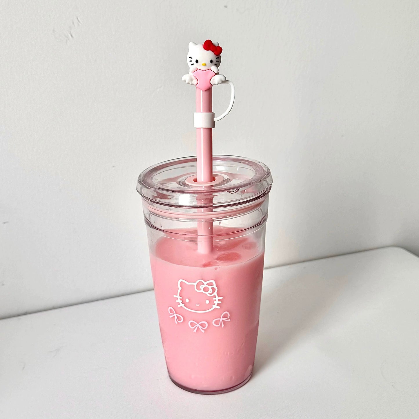 Hello Kitty Summer Plastic Cold Cup With Lid And 2 Straws On The Go Or At Home