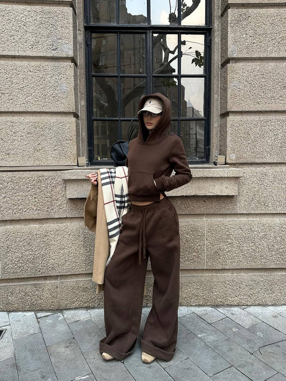 rovente Warm Cotton Blend Loose Fit Hooded Two Piece Casual Women Coffee Hoodie