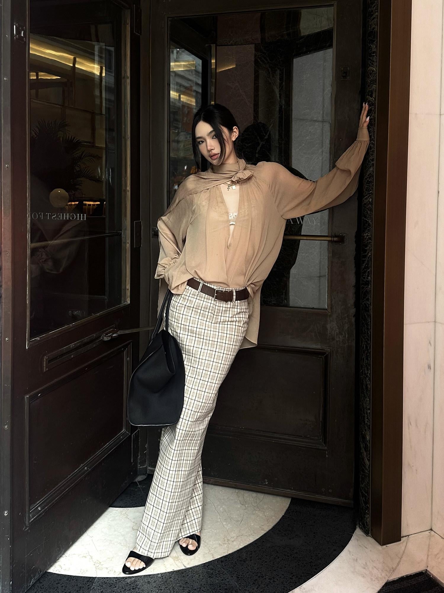 rovente Pure Cotton Mid Waist Straight Back Slit Zipper Casual Women Beige Maxi Skits