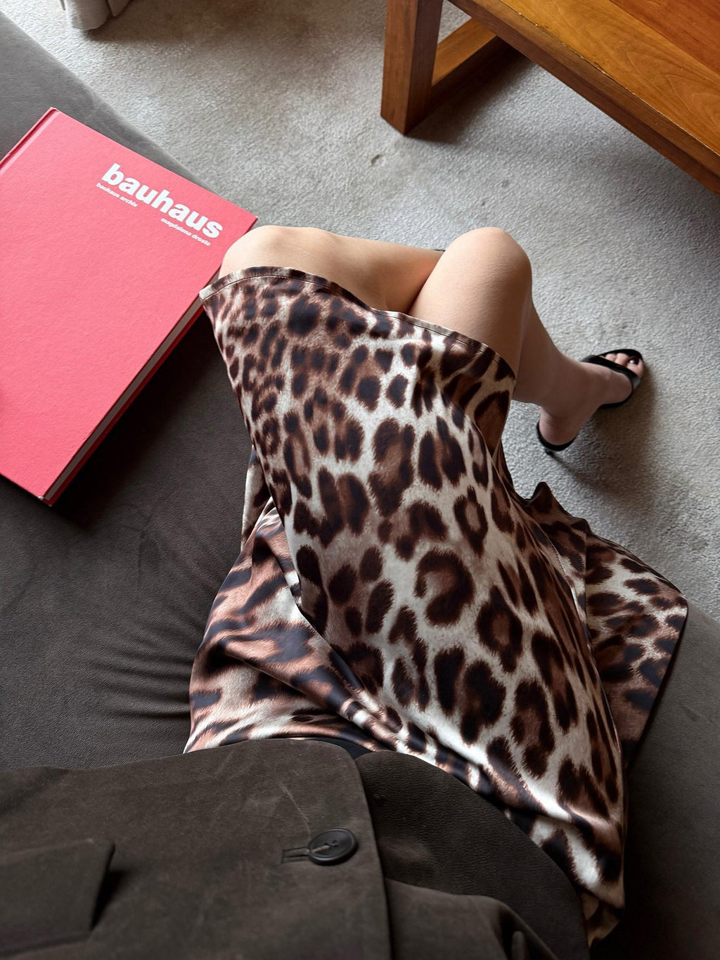 rovente Leopard Print Lined Bodycon Low Waist Zipper Polyester Woven Casual Midi Skits