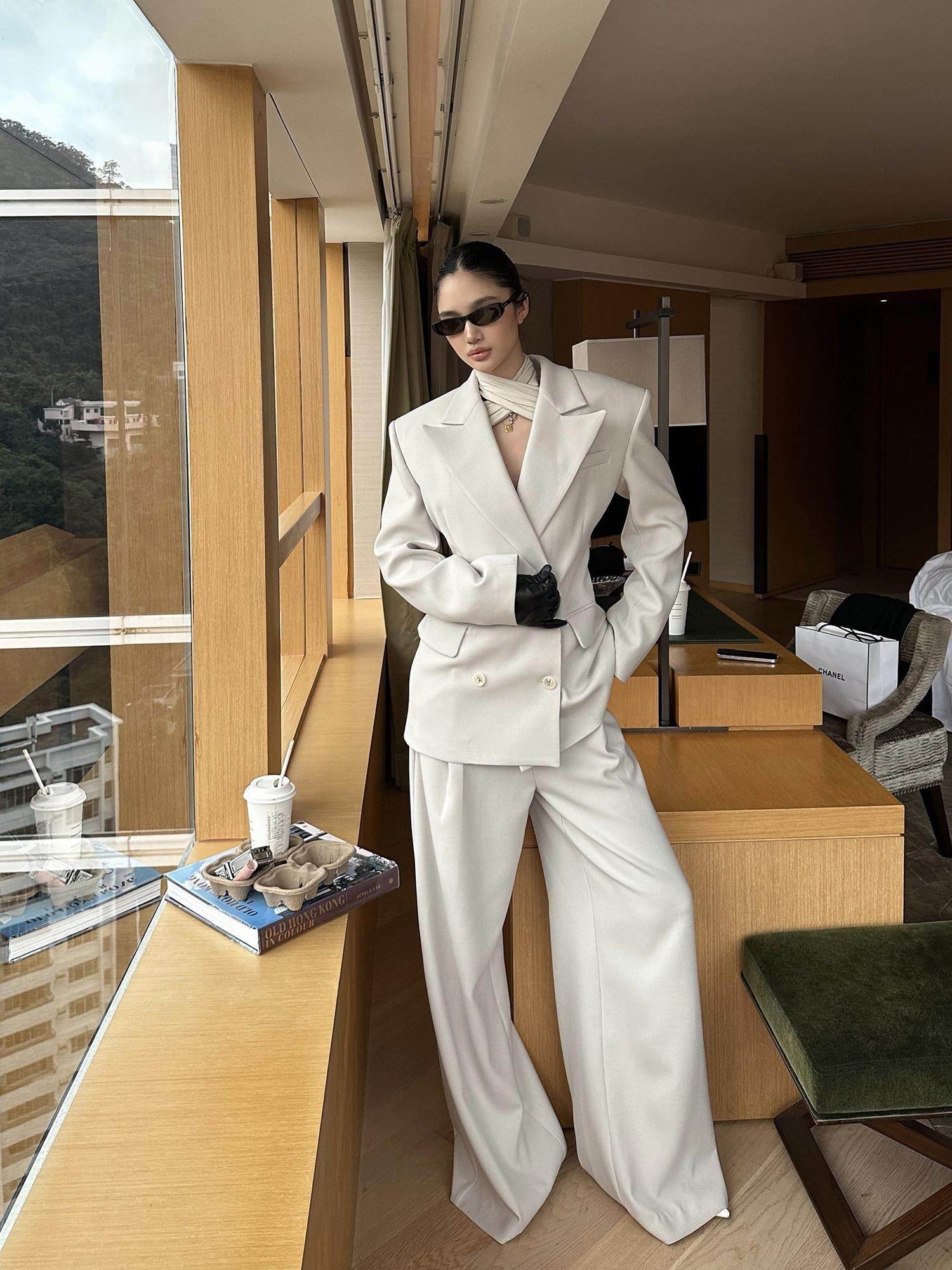 rovente Relaxed Pocket Double Breasted Notch Lapel Women Office White Top & Pants Sets