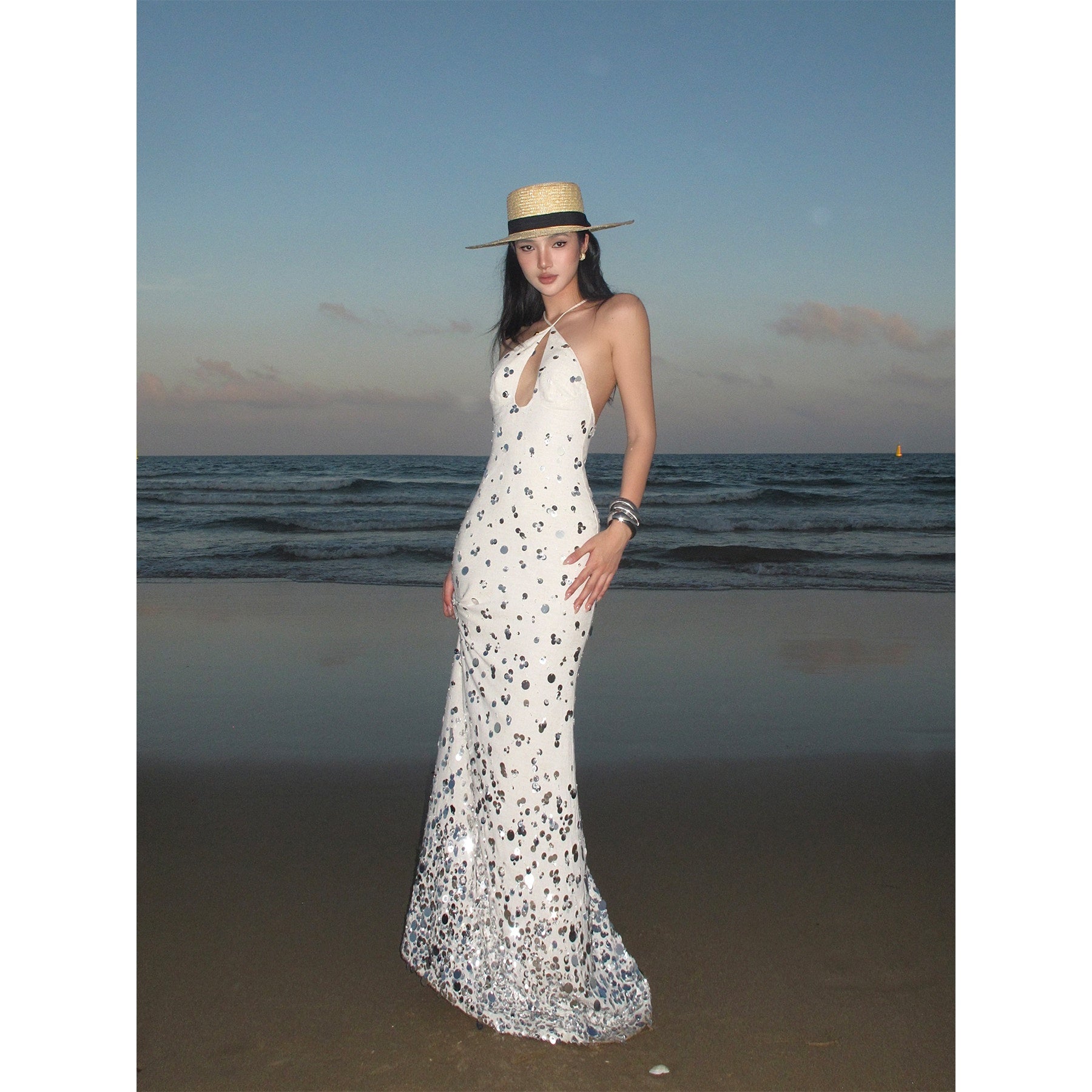 rovente_Shimmer_Spaghetti_Strap_Mermaid_Dress_Elegant_Travel_Linen_Blend_Maxi_Desses_MISSTT