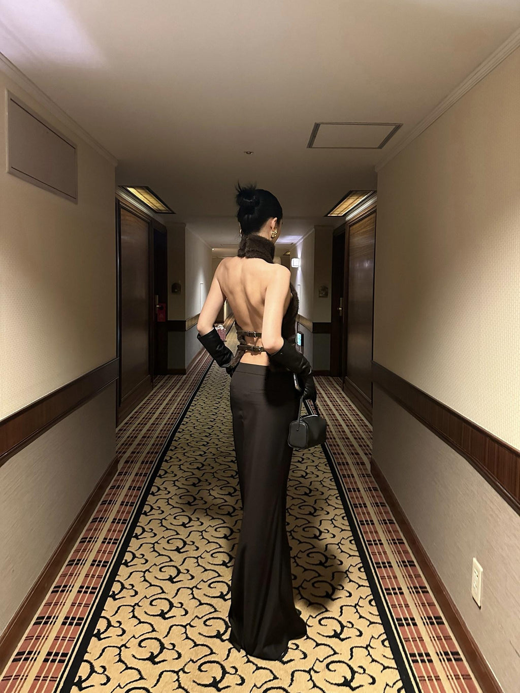 rovente Lined Back Slit Minimalist Low Waist Pencil Skirt With Pockets Brown Maxi Skits