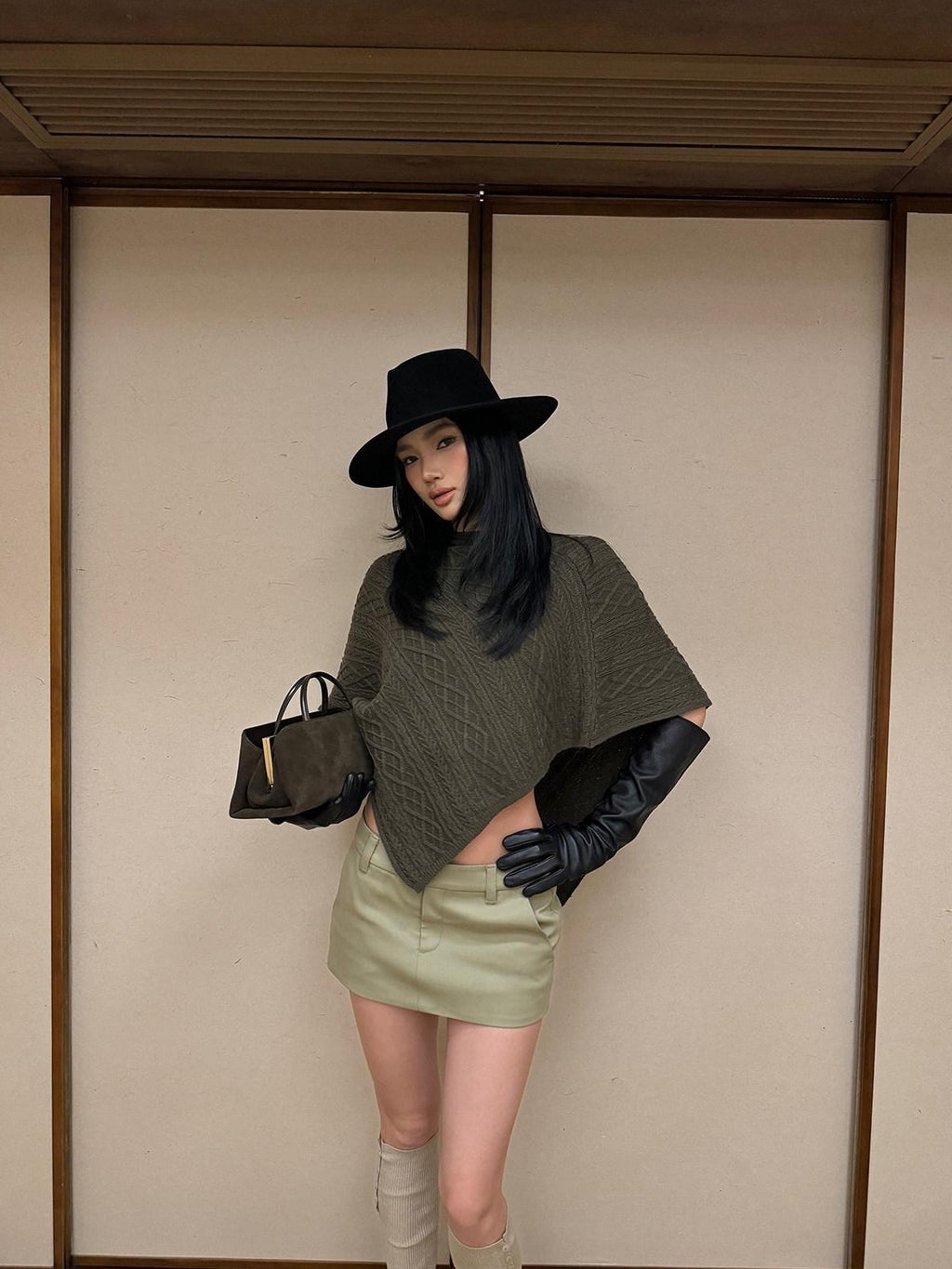rovente Nylon Wool Blend Knit Long Sleeve Minimalist Loose Cape For Women Knitwea