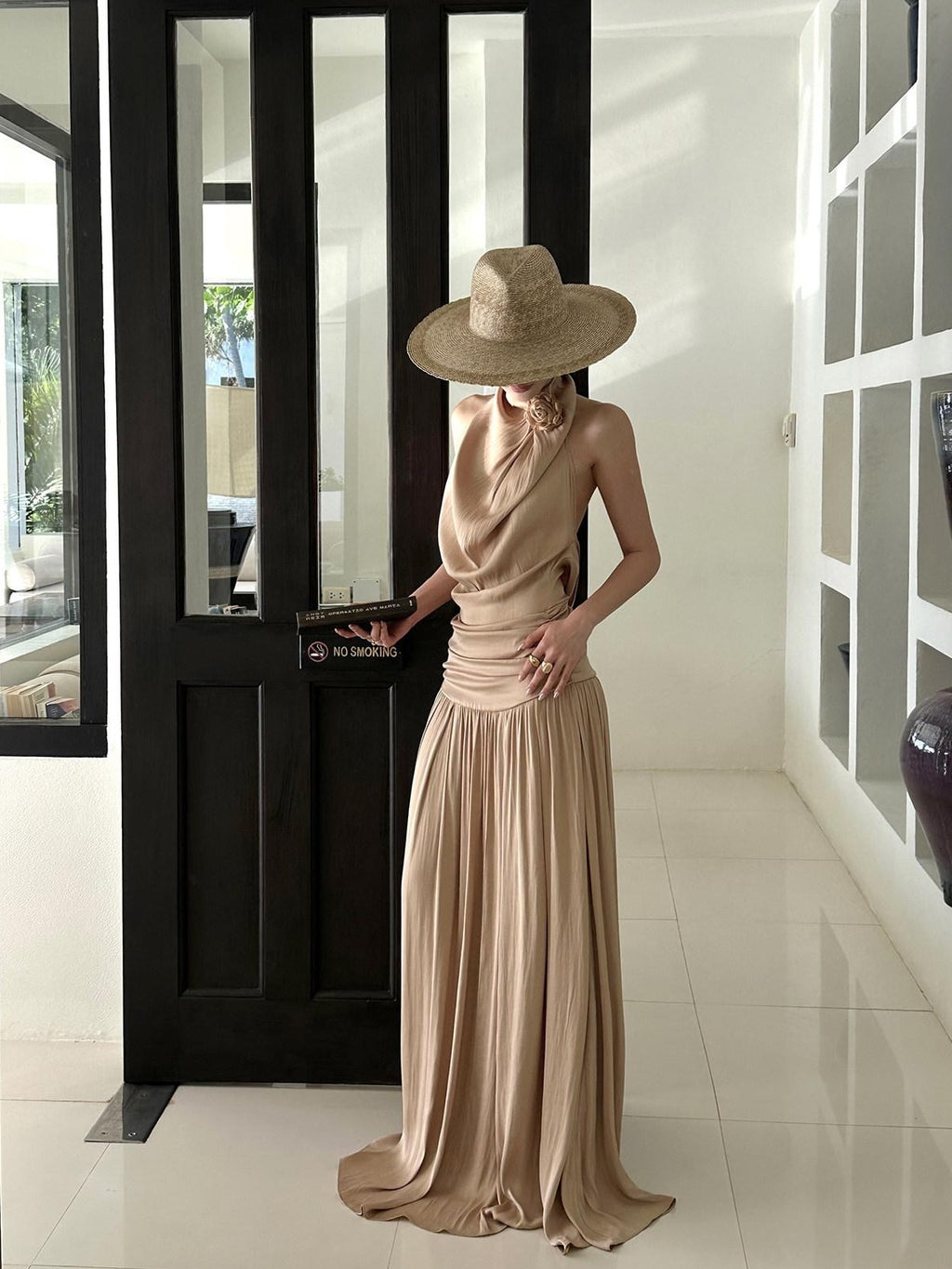 rovente Elegant Halter Neck Slim Fit A Line Solid Polyester Party Travel Maxi Desses