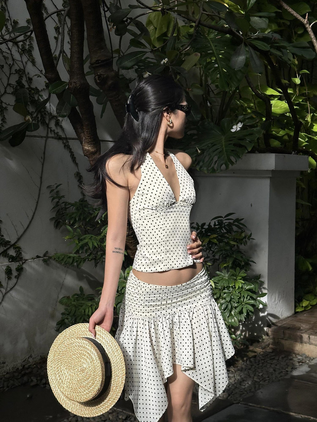 rovente Sexy Polka Dot V-neck Zipper White Cami Skirt Two Piece Top & Skit Sets