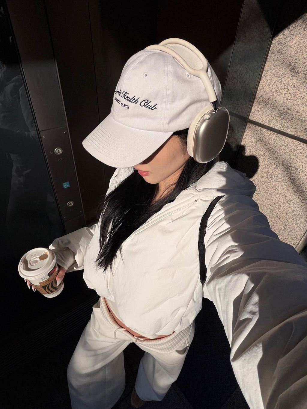 rovente Warm Thick Hooded Loose Minimal Commuter Nylon Zipper Pocket White Puffe Jackets
