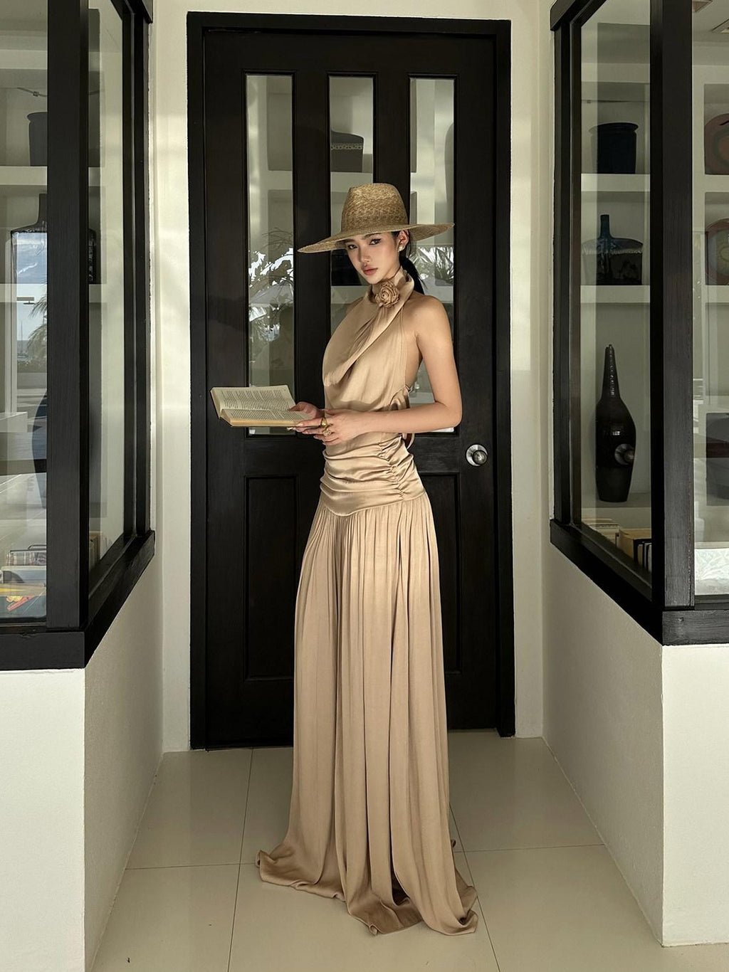 rovente test Elegant Halter Neck Solid Apricot Sleeveless Slim A Line Party Women Maxi Dresses
