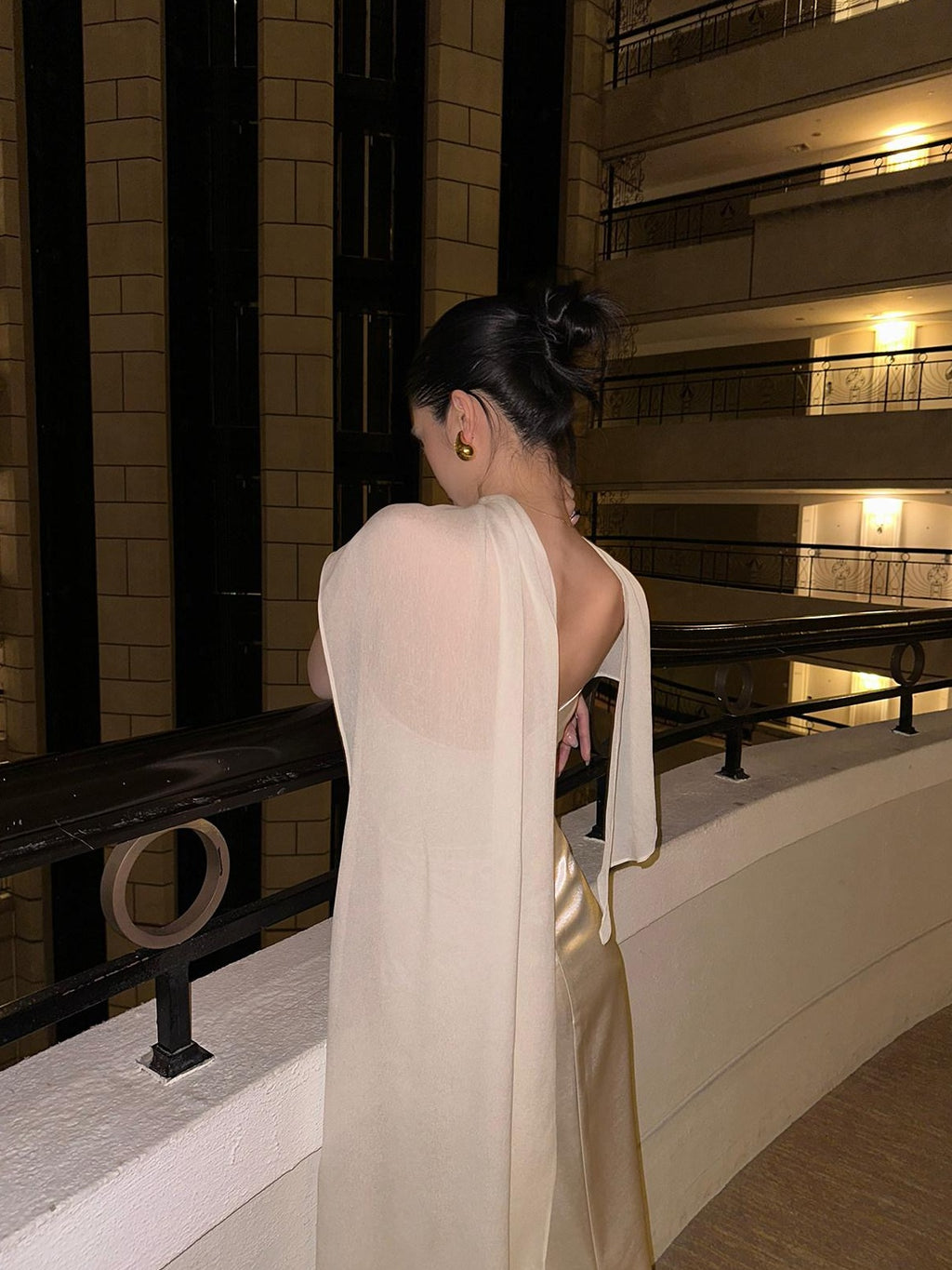 rovente test Elegant Sequin Strapless Natural Waist Fitted Zipper White Maxi Dresses