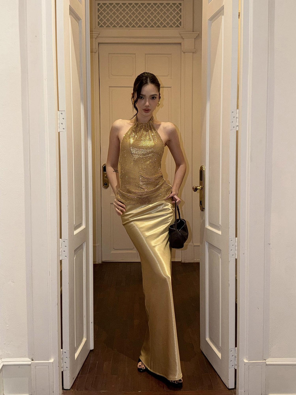 rovente test Gold 3D Embellished Slim Elegant Womens Party Travel Polyester Halter Crop Tops