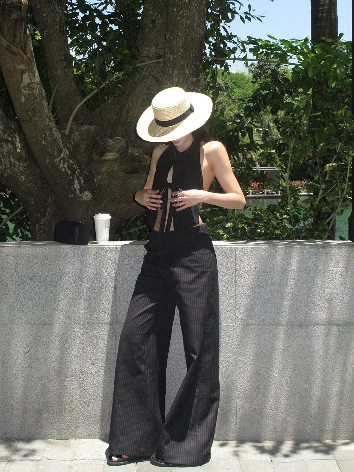 rovente Original Design Halter Neck Cropped Solid Black Women Polyester Cotton Camisoles
