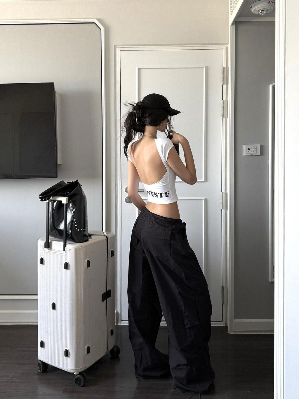 rovente Versatile Minimal Straight Leg Drawstring Pocket Black Cago Pants