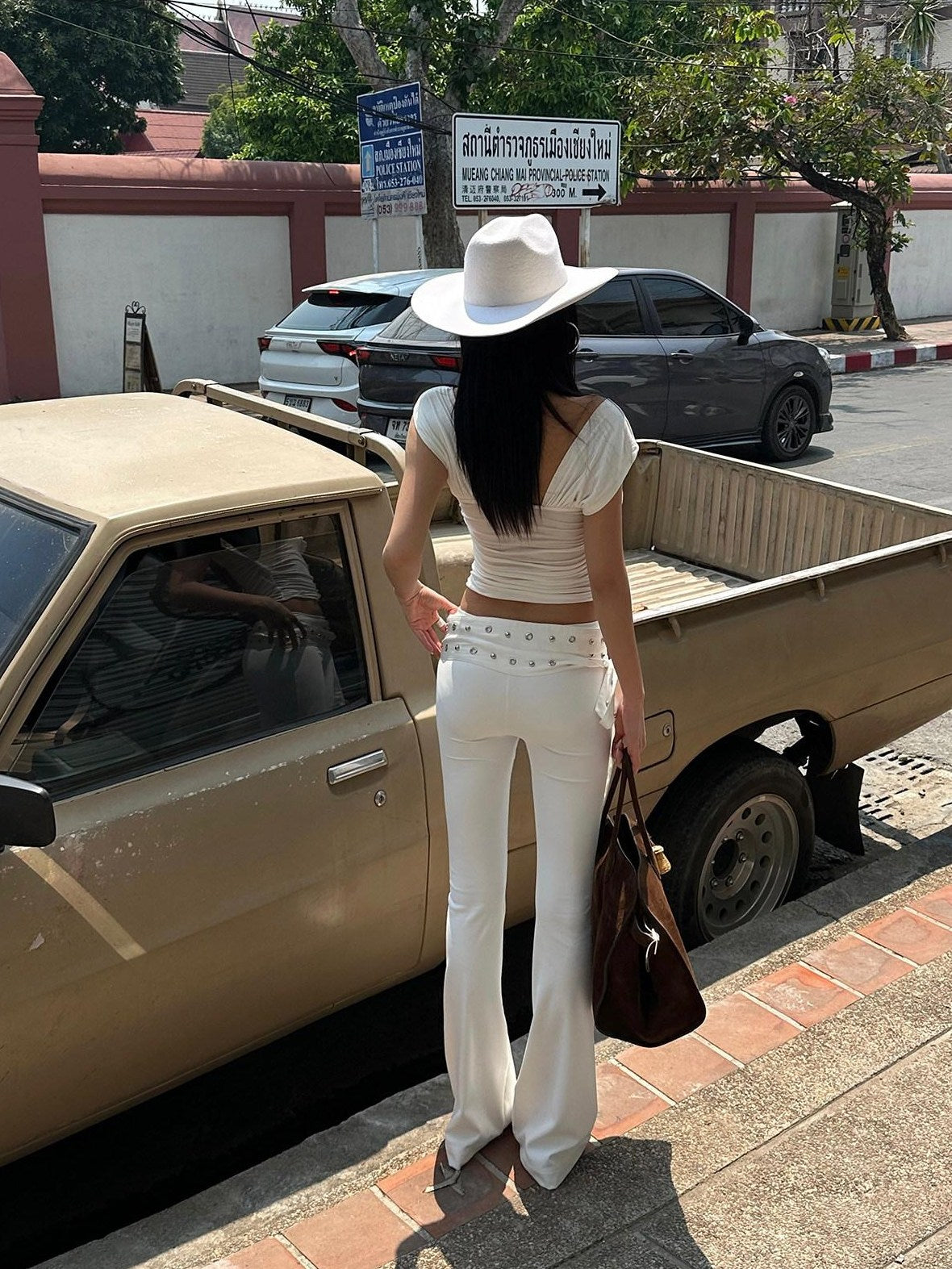 rovente Ultra Soft Tencel V-neck Short Sleeve White Casual Women Shorts Top & Shots Sets