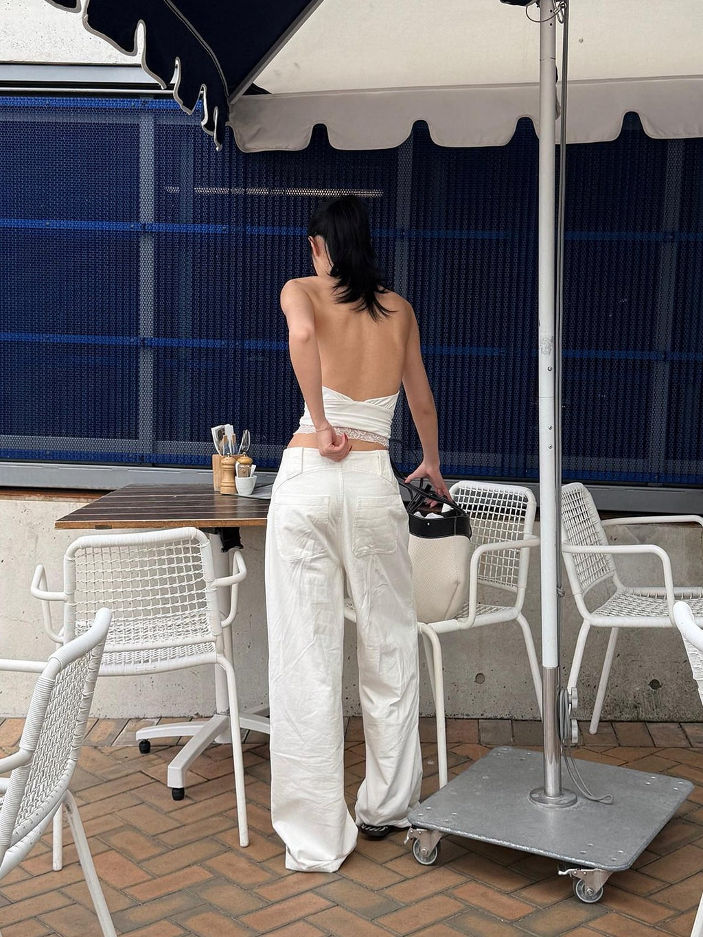 rovente 100% Cotton Casual Loose Natural Waist Solid White Pockets Women Wide Leg Jeans