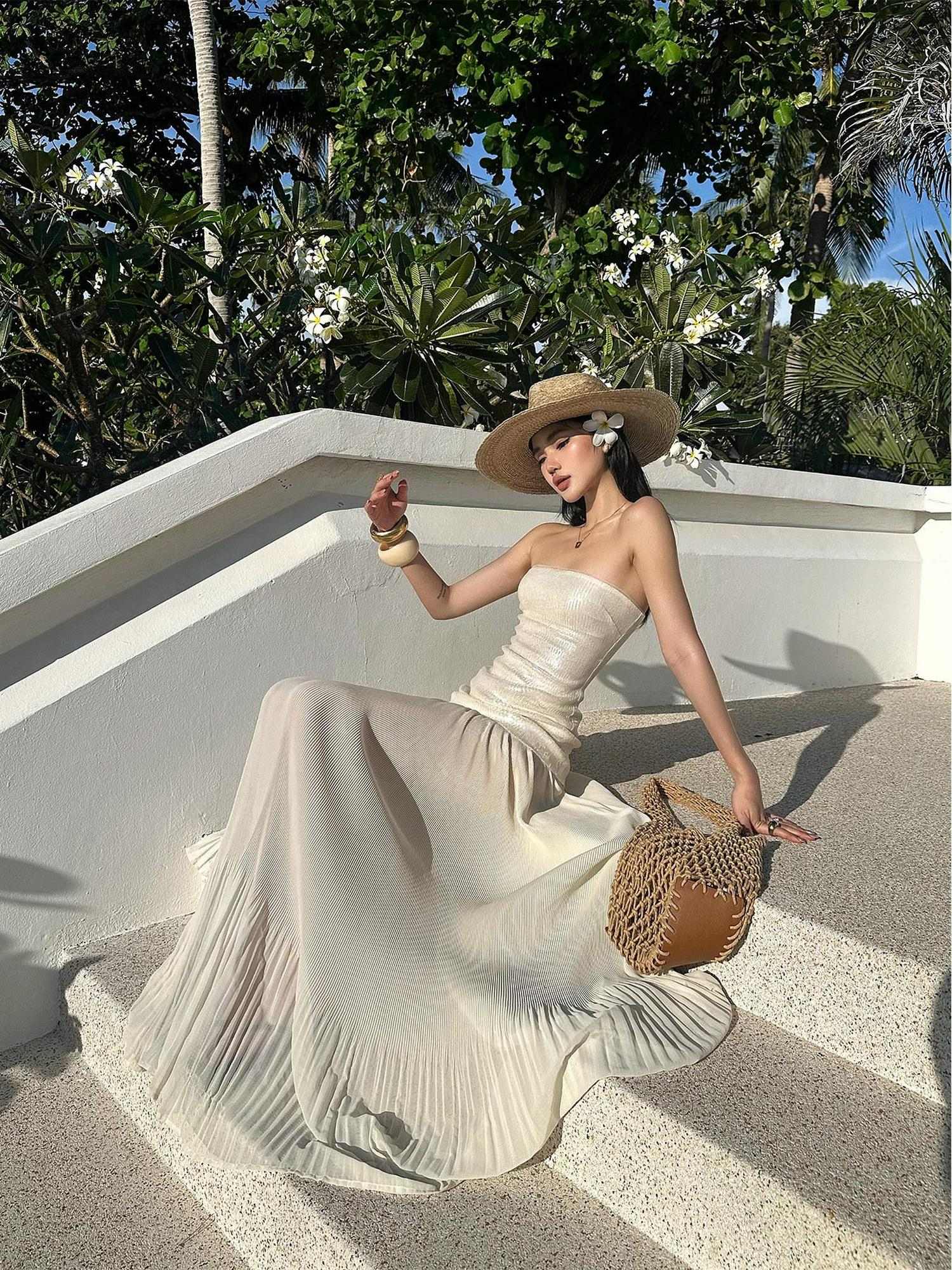 rovente Elegant Sequin Strapless Slim Fit Natural Waist Travel Women Beige Maxi Desses