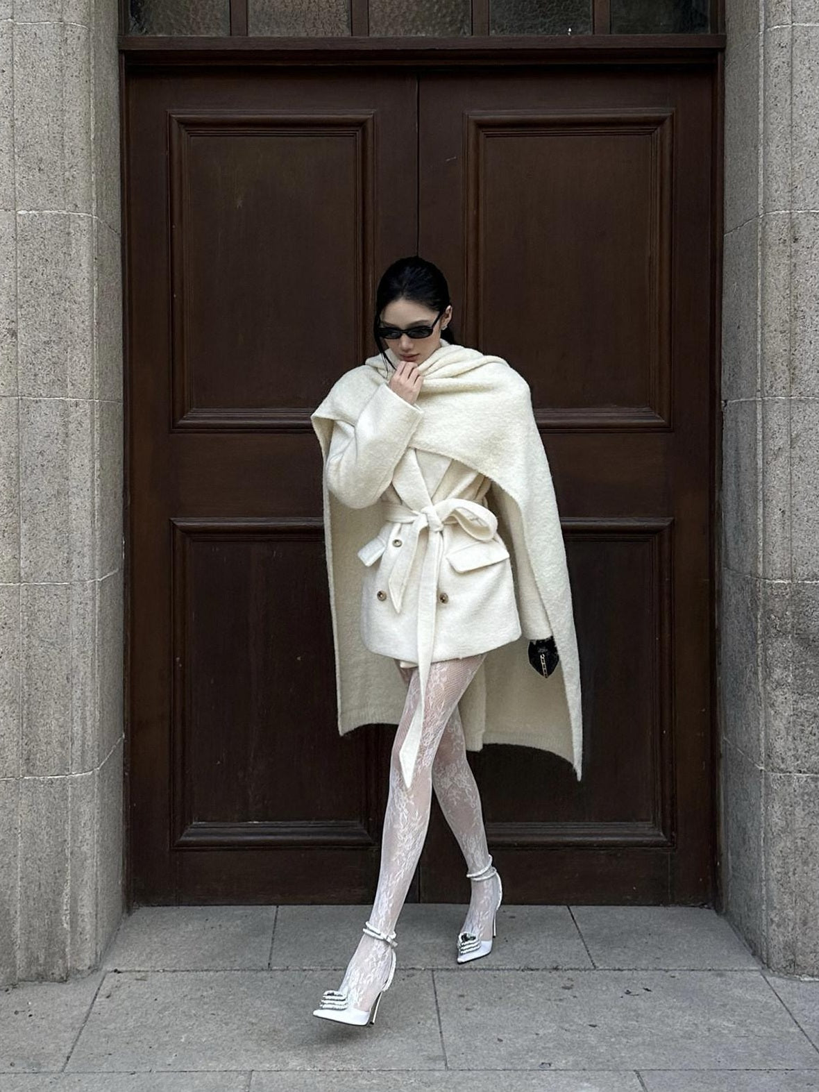 rovente Warm Wool Blend Double Breasted Oversized Commuter Women Ivory Shawl Wool Coats