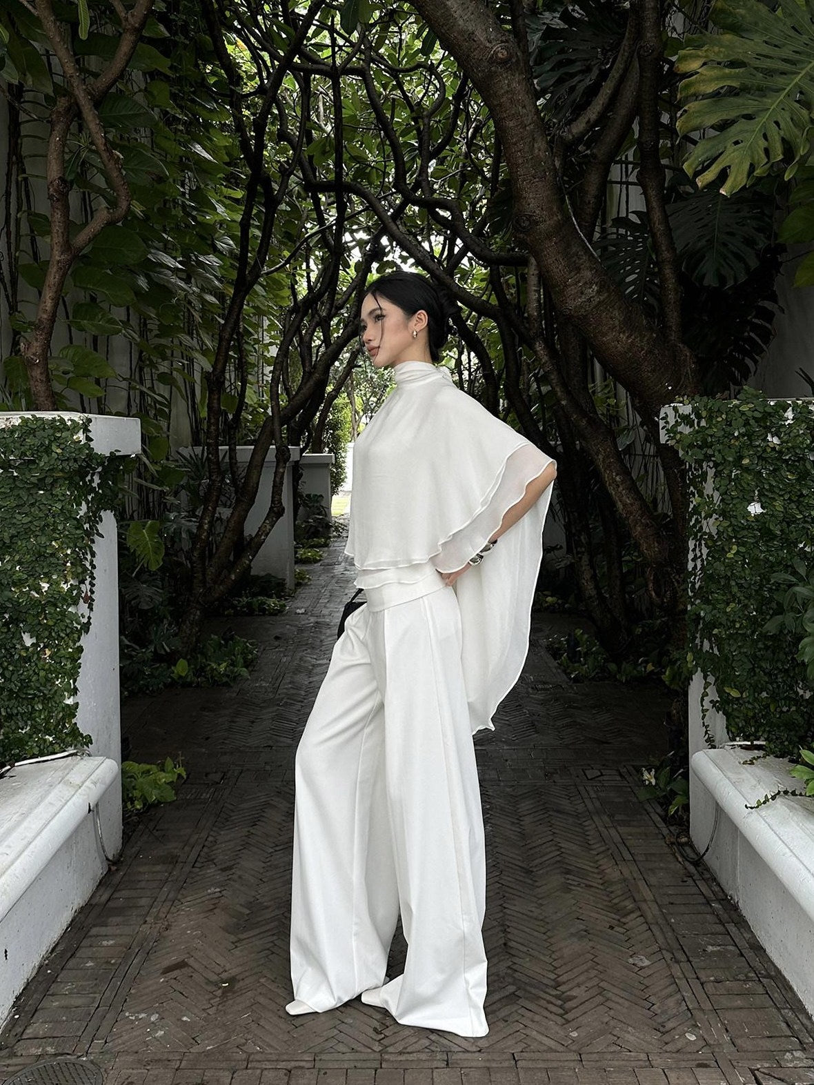 rovente Breathable Loose Ruffle Sleeve Women Lightweight Polyester Shot Sleeve T-Shits
