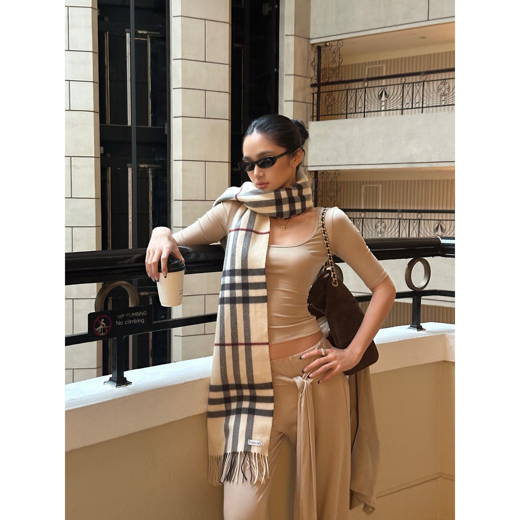 rovente_Lyocell_Stretch_Minimal_Slim_U_Neck_Women_Light_Khaki_Shot_Sleeve_T-Shits_MISSTT