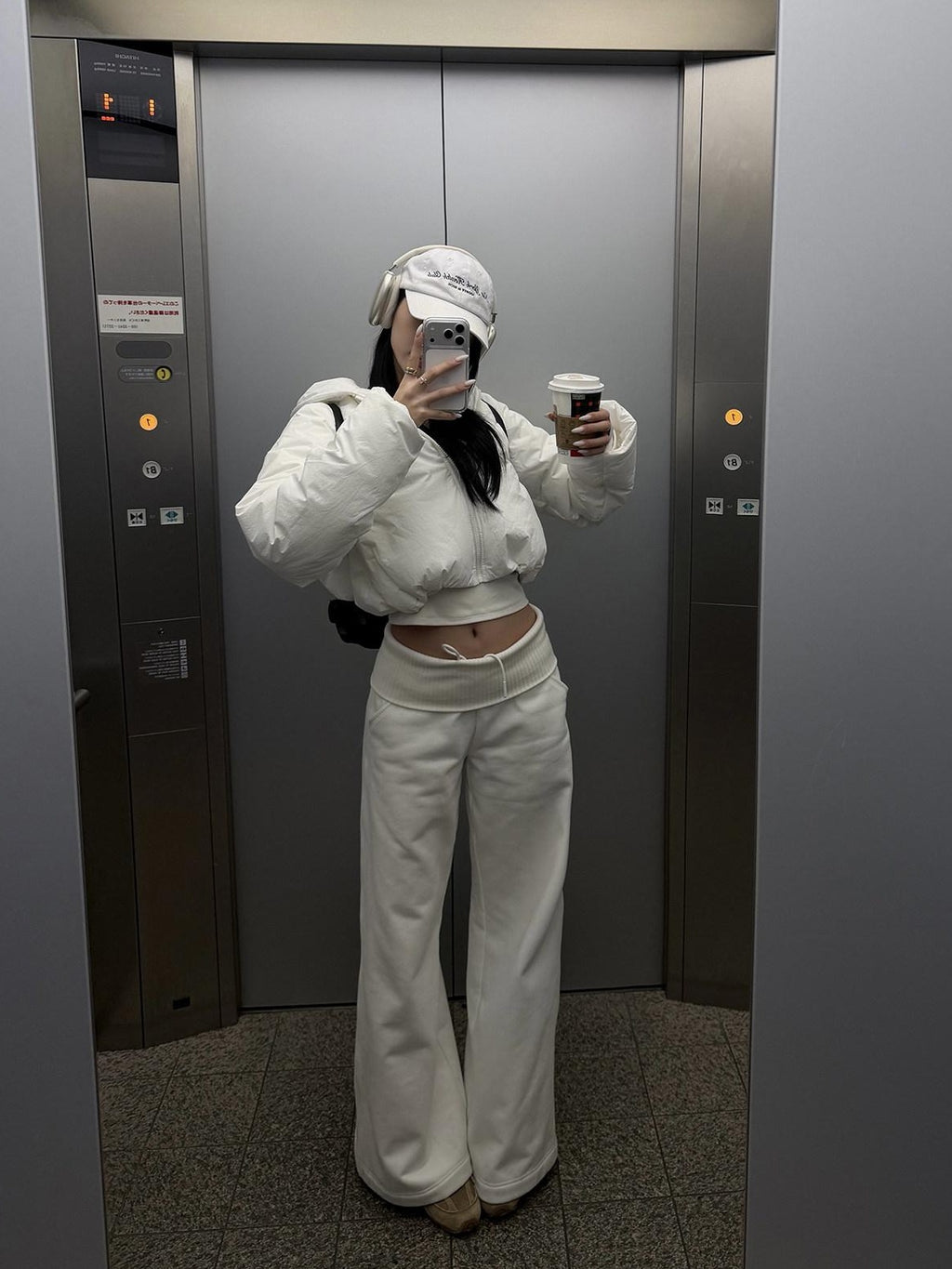 rovente High Stretch High Waist Flare Pocket Casual Minimalist Women White Sweatpants