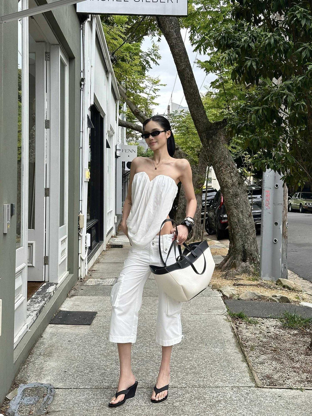 rovente Pure Cotton Minimalist Cargo Pockets Low Waist Women White Mid-Length Shots