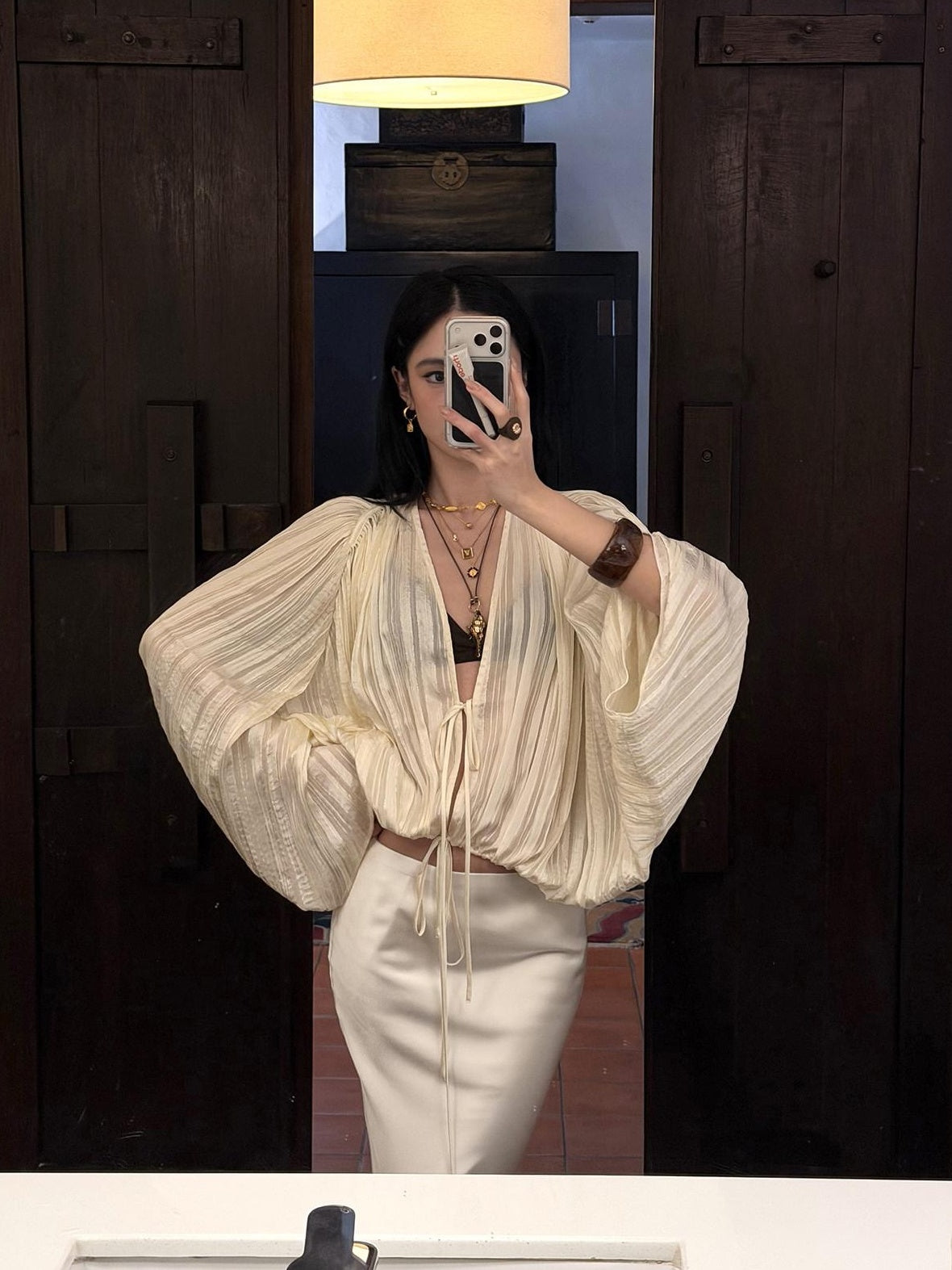 rovente Breathable Elegant V-neck Tie Cardigan Women White Long Sleeve Cop Tops