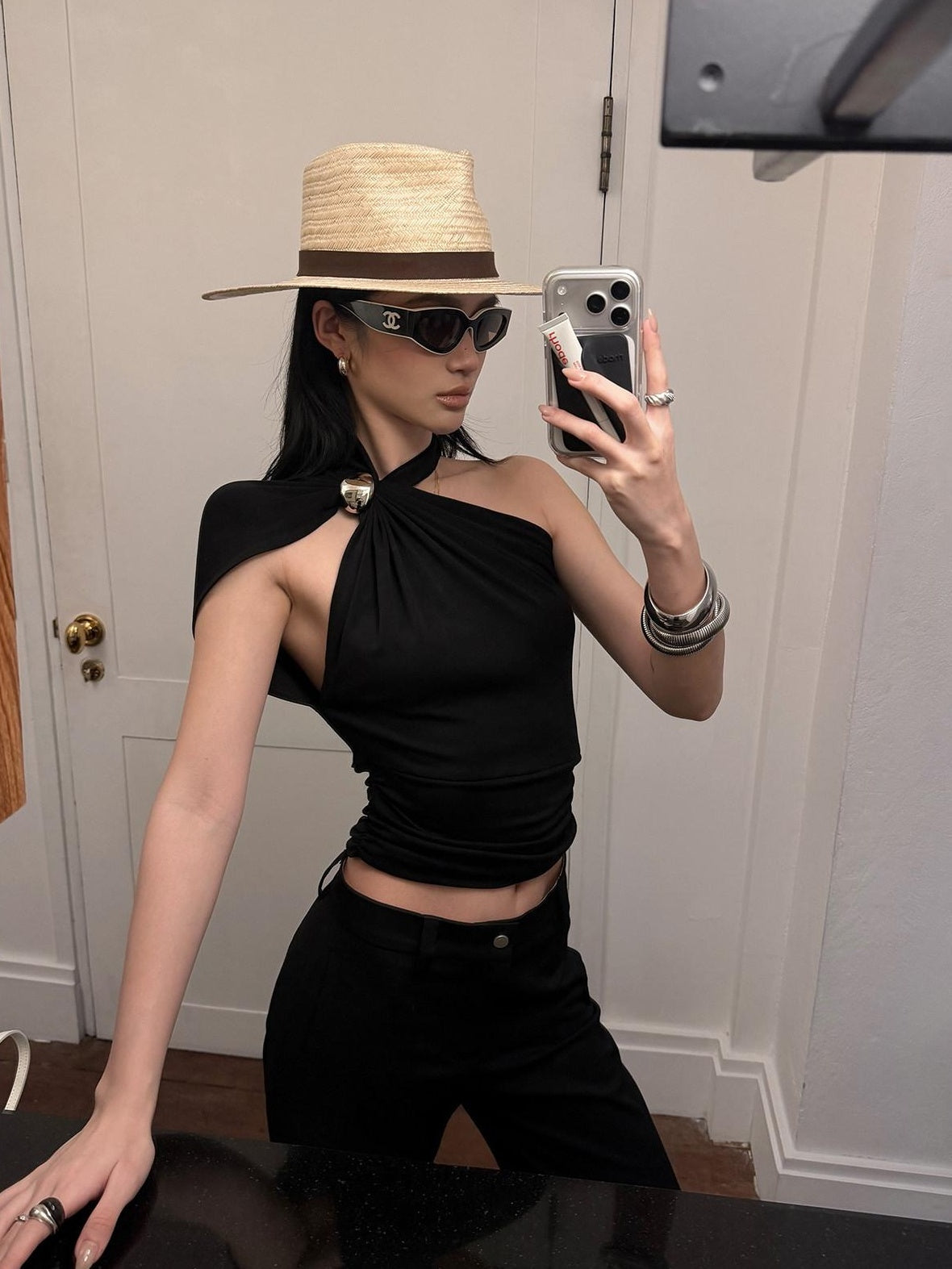 rovente Lyocell Breathable Stretch Elegant Slim 3D Detail Women Halte Cop Tops