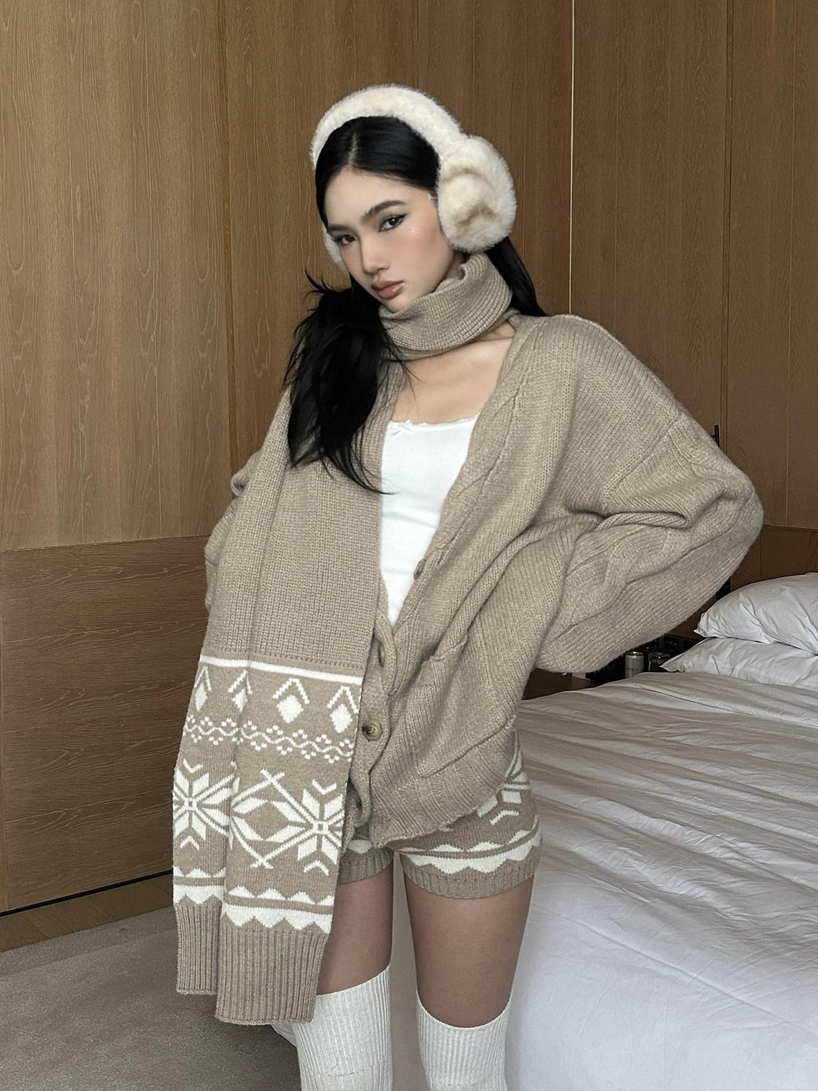 rovente Warm Button Cardigan Loose Commuter Knit Apricot Sweater Shorts Top & Shots Sets
