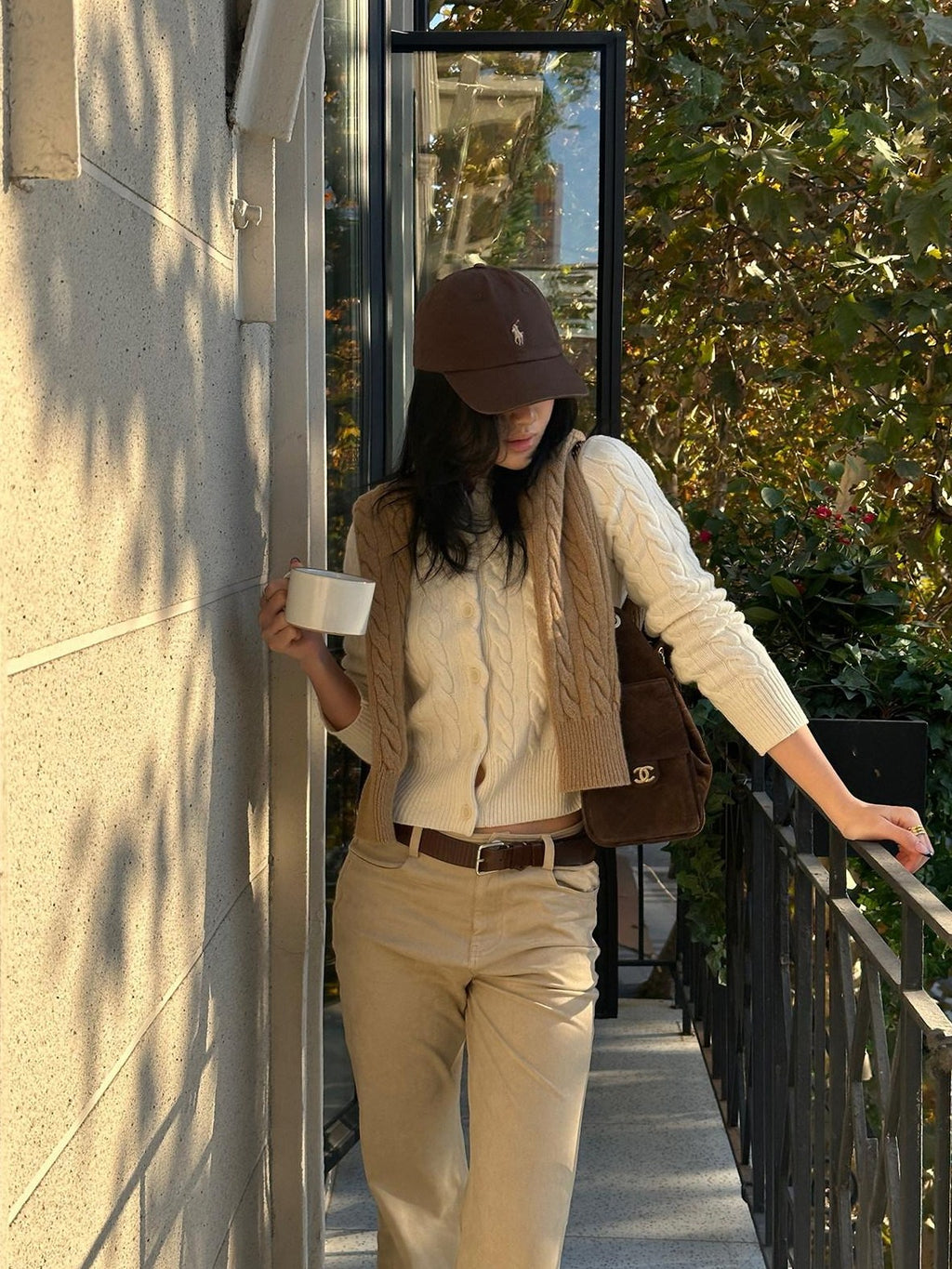 rovente 100 Percent Wool Casual Regular Button Front Women Crewneck Almond Cadigans
