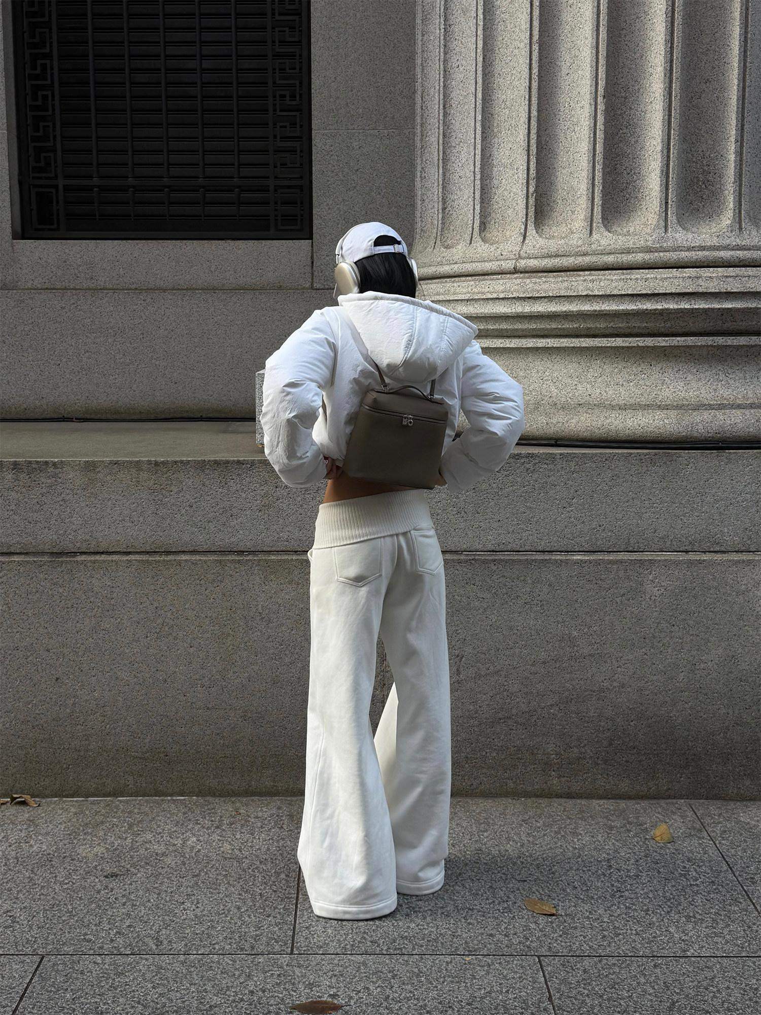 rovente High Stretch High Waist Flare Pocket Casual Minimalist Women White Sweatpants