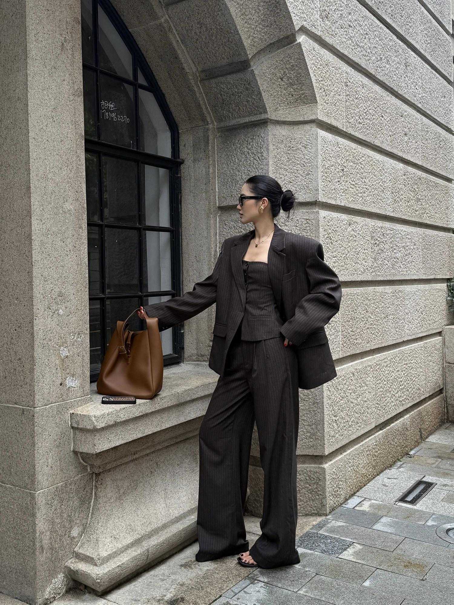 rovente Elastic Waist Minimalist Stripe Workwear Women Pocket Brown Wide Leg Pants
