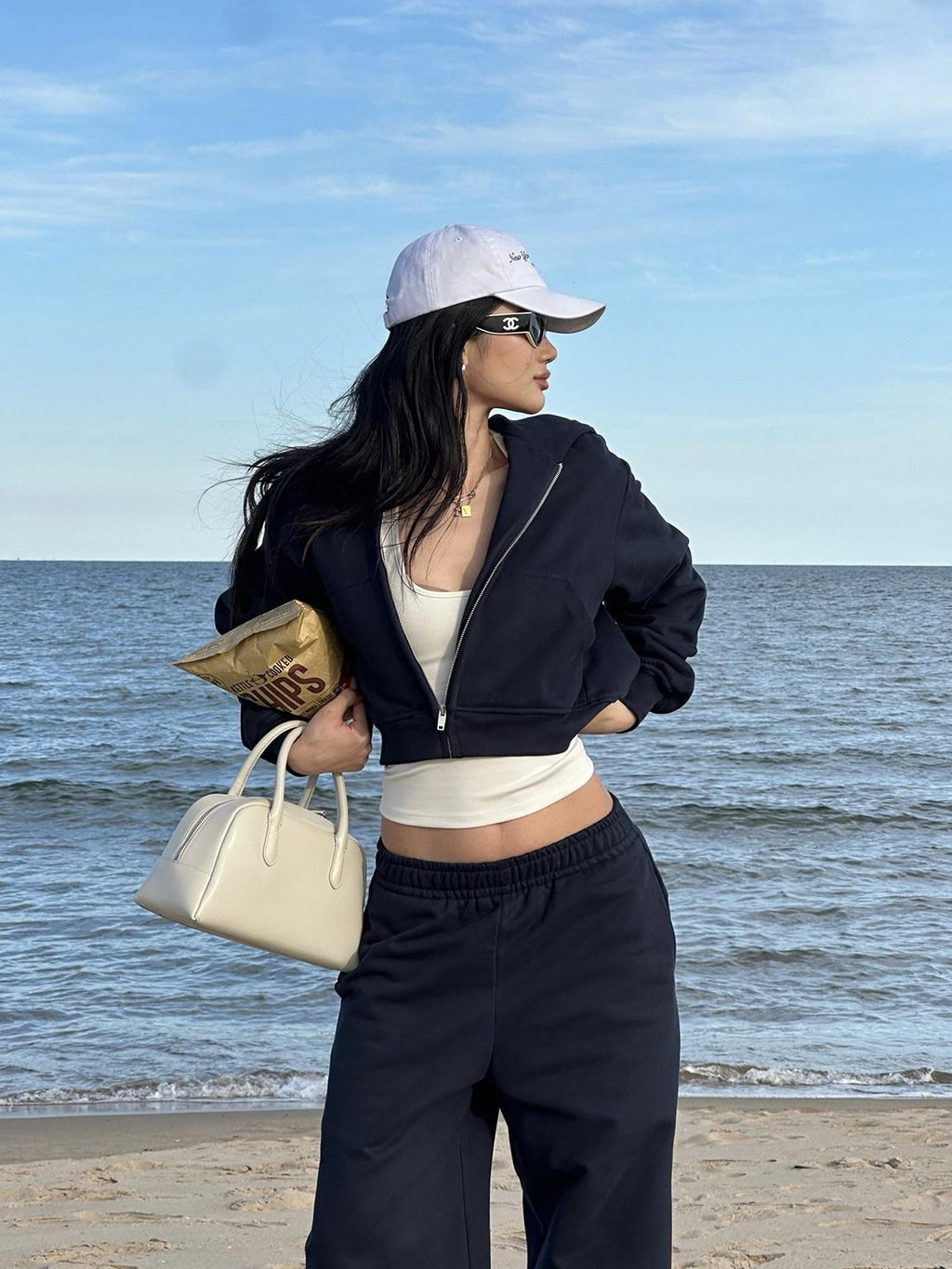 rovente Soft Blend Relaxed Zip Front Commuter Women Navy Long Sleeve Hoodie