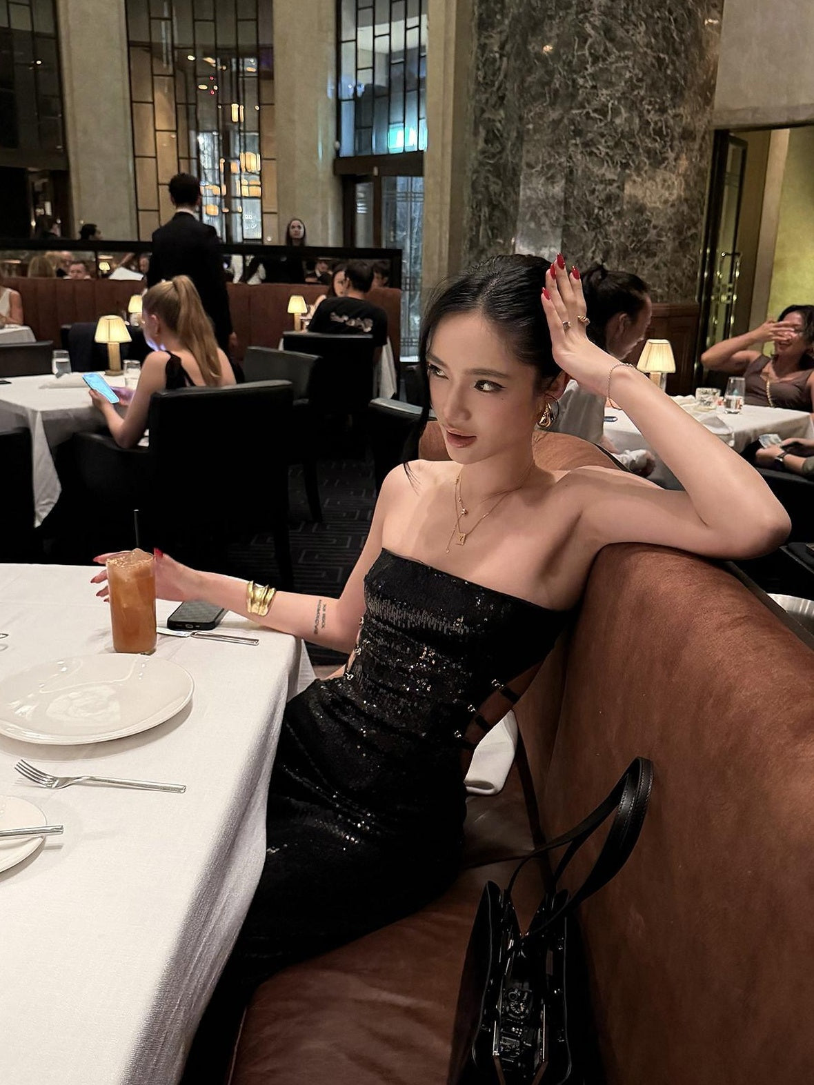 rovente Elegant Sequin Strapless Bodycon Women Party Banquet Black Polyester Mini Desses