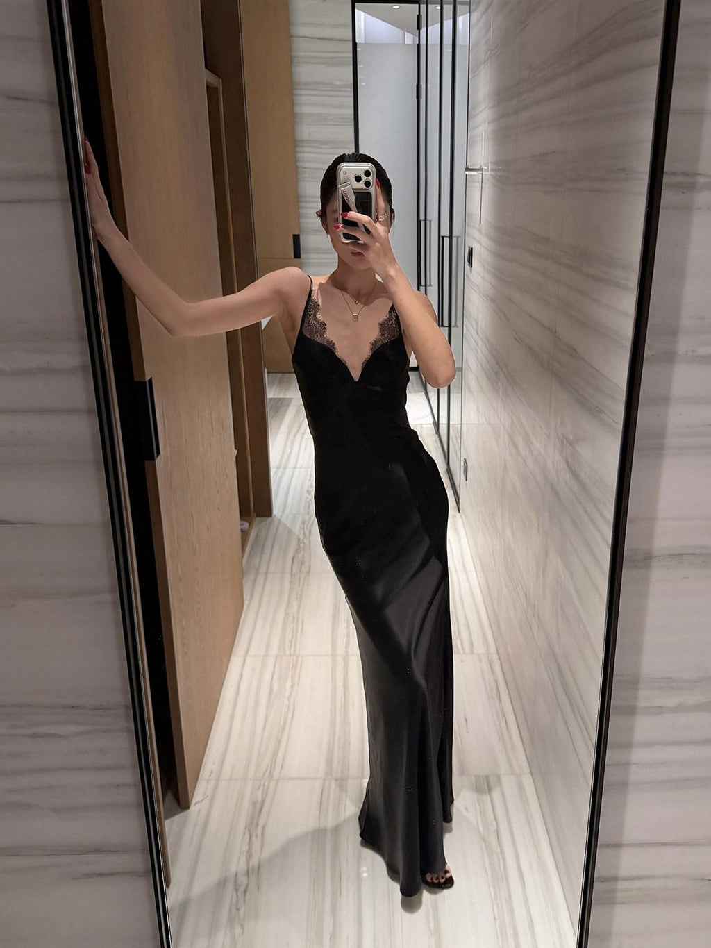 rovente test Elegant Lace V-neck Spaghetti Strap Bodycon Zipper Black Wedding Maxi Dresses