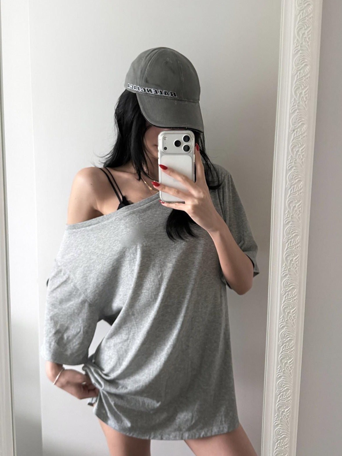rovente Cotton Blend Loose One Shoulder Slanted Neck For Women Gray Shot Sleeve T-Shits