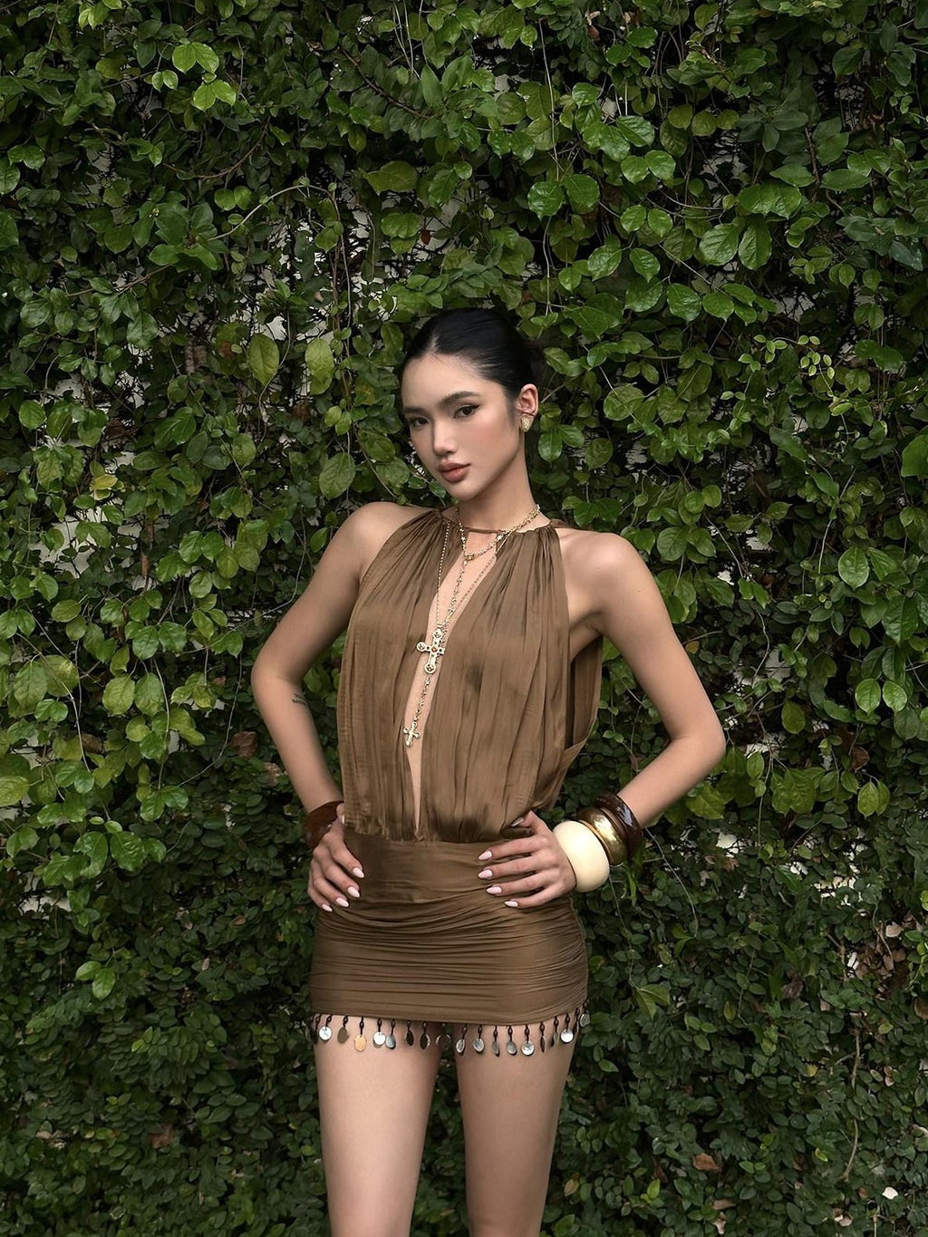 rovente Pleated Vacation Bodycon Spaghetti Strap Sleeveless Brown Polyester Mini Desses