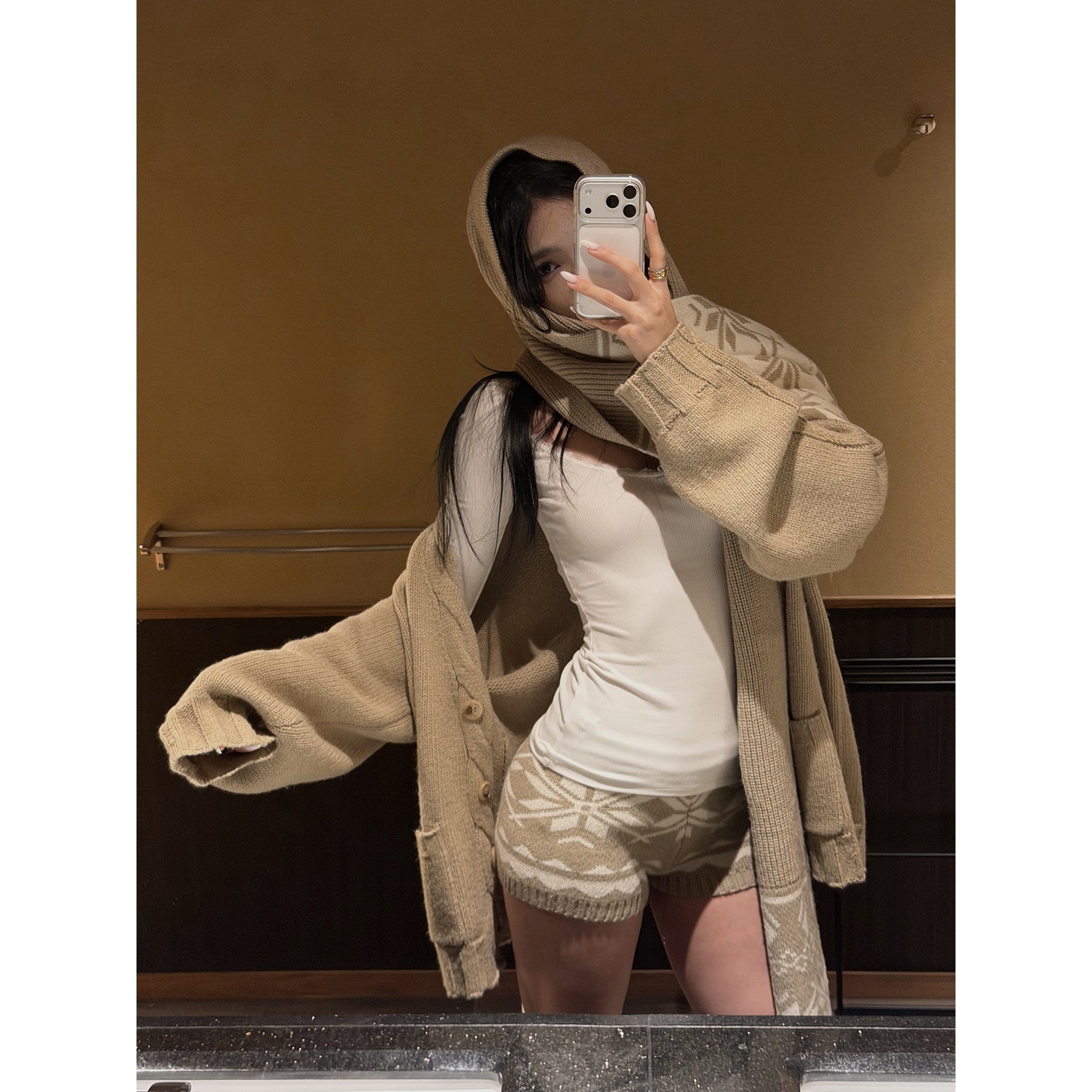rovente_Warm_Button_Cardigan_Loose_Commuter_Knit_Apricot_Sweater_Shorts_Top_&_Shots_Sets_MISSTT