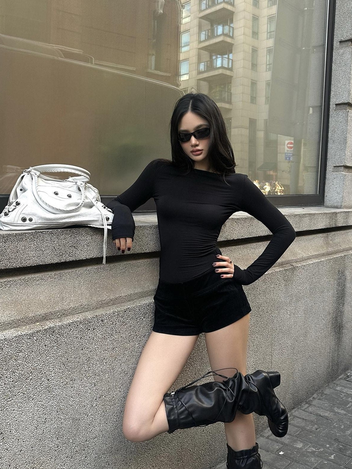 rovente Elegant Slim Backless Knit Acetate Pullover Women Black Long Sleeve T-Shits