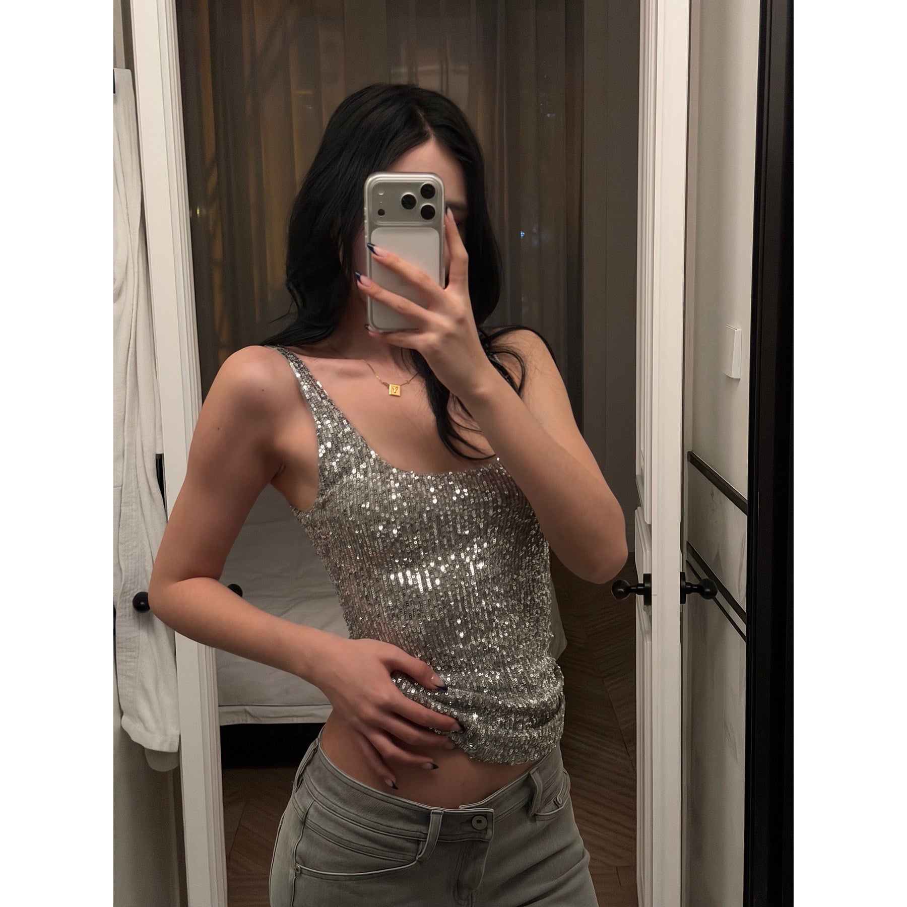 rovente_Shimmer_Silver_High_Stretch_Spaghetti_Strap_Slim_U_Neck_Party_Travel_Camisoles_MISSTT