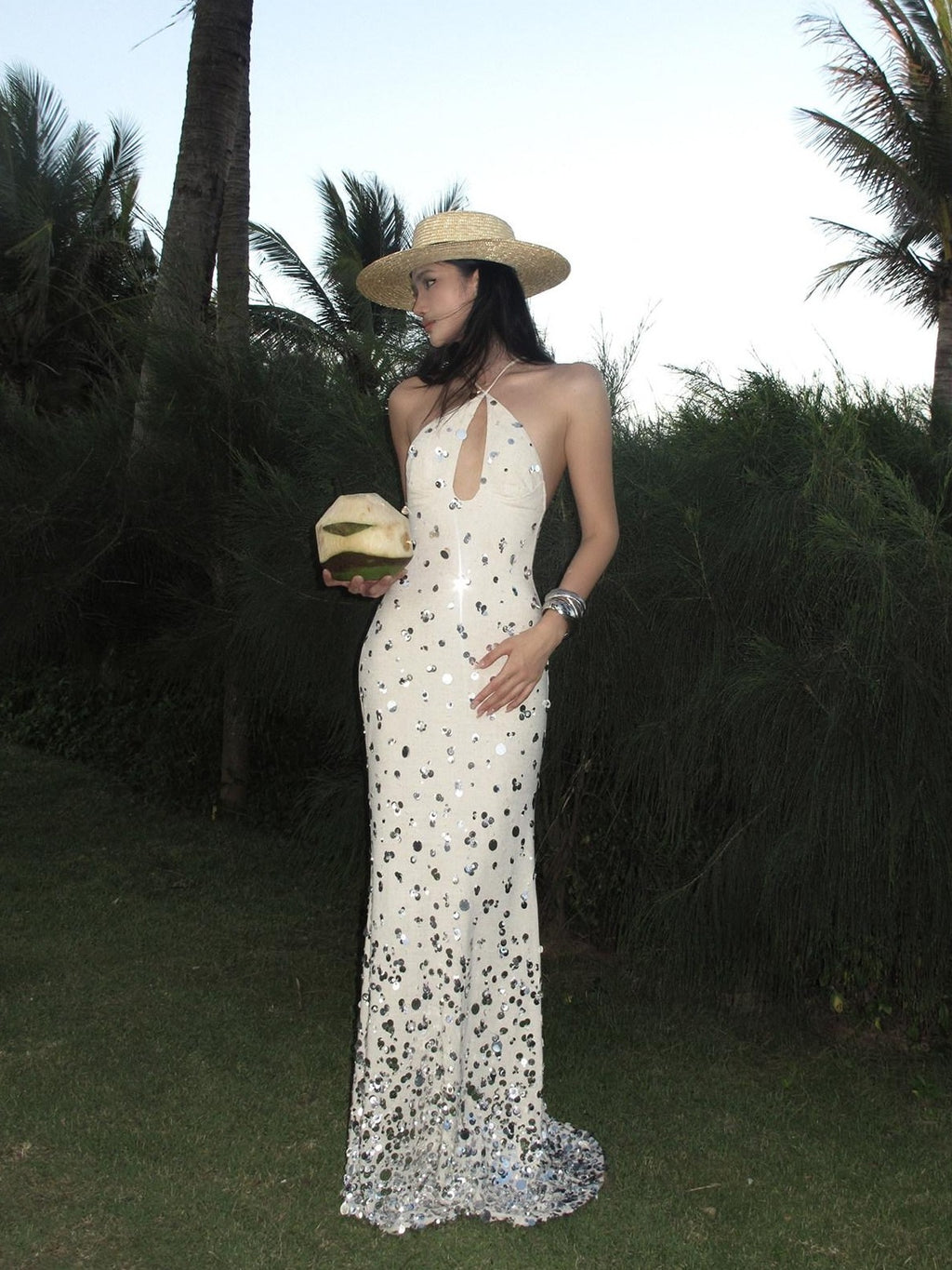 rovente Shimmer Spaghetti Strap Mermaid Dress Elegant Travel Linen Blend Maxi Desses