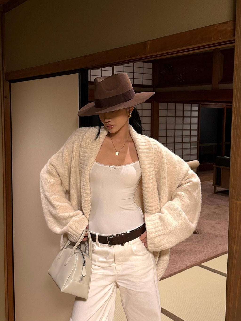 rovente Comfortable Soft Knit Asymmetrical Relaxed Fit For Women Daily White Cadigans