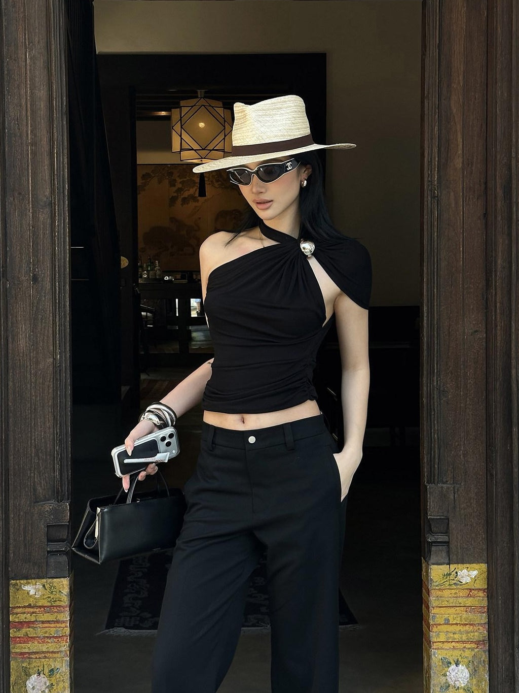 rovente Lyocell Breathable Stretch Elegant Slim 3D Detail Women Halte Cop Tops