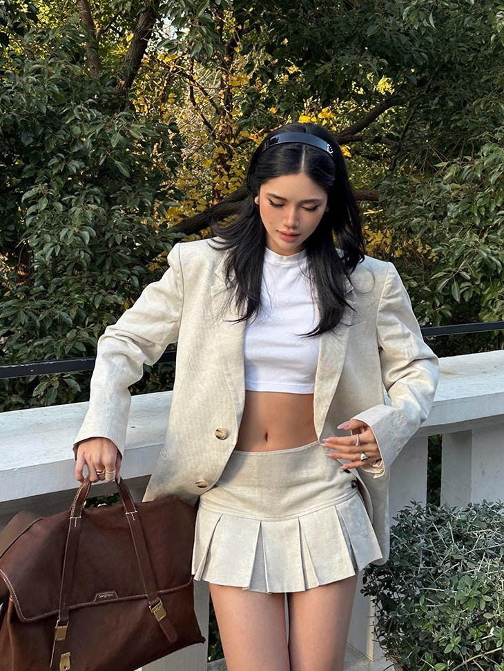 rovente Light Beige Notch Lapel Relaxed Fit Office Women Pleated Skirt Blazes