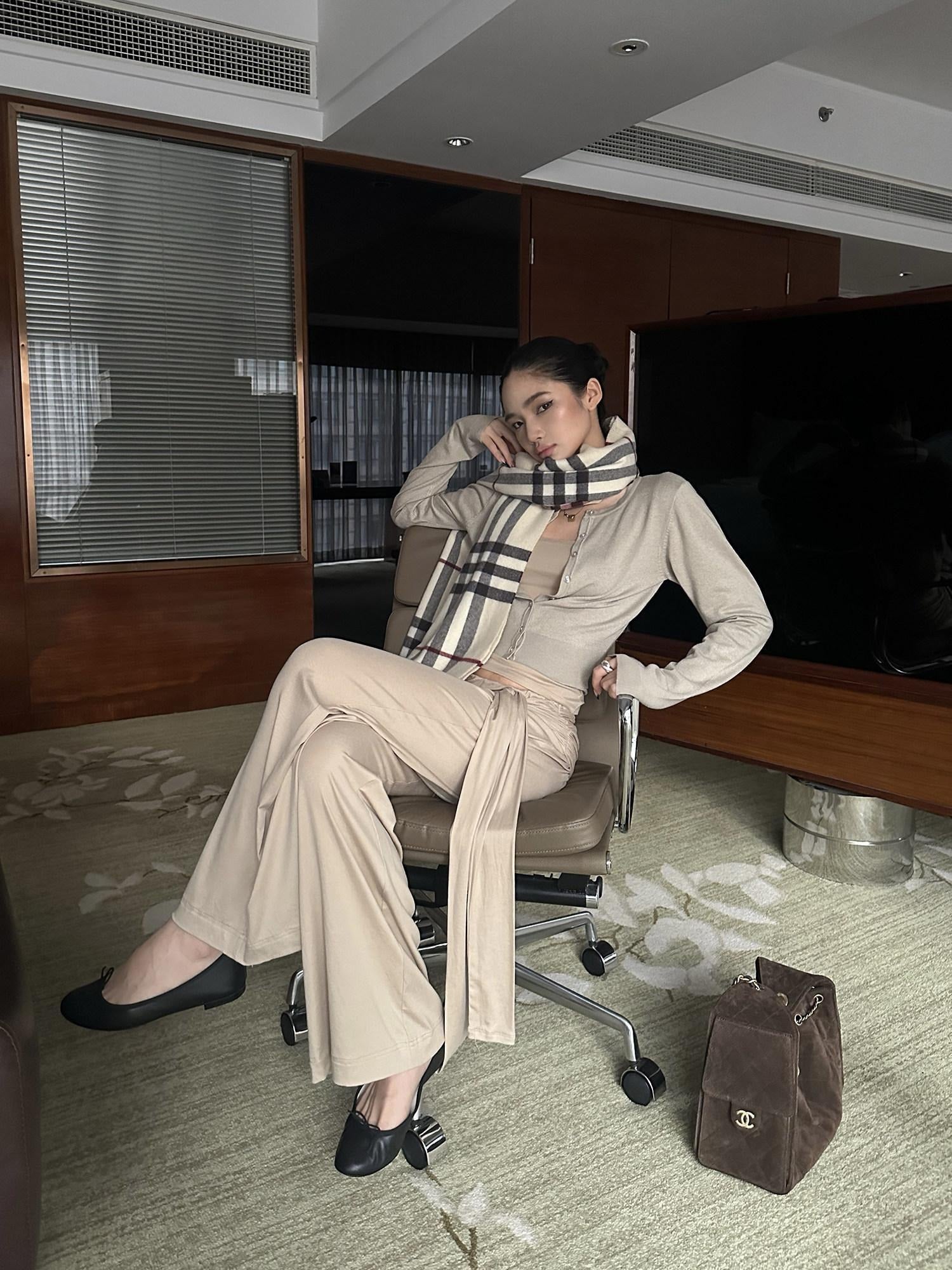 rovente High Stretch Lyocell Tie Waist Casual Straight Women Light Khaki Wide Leg Pants