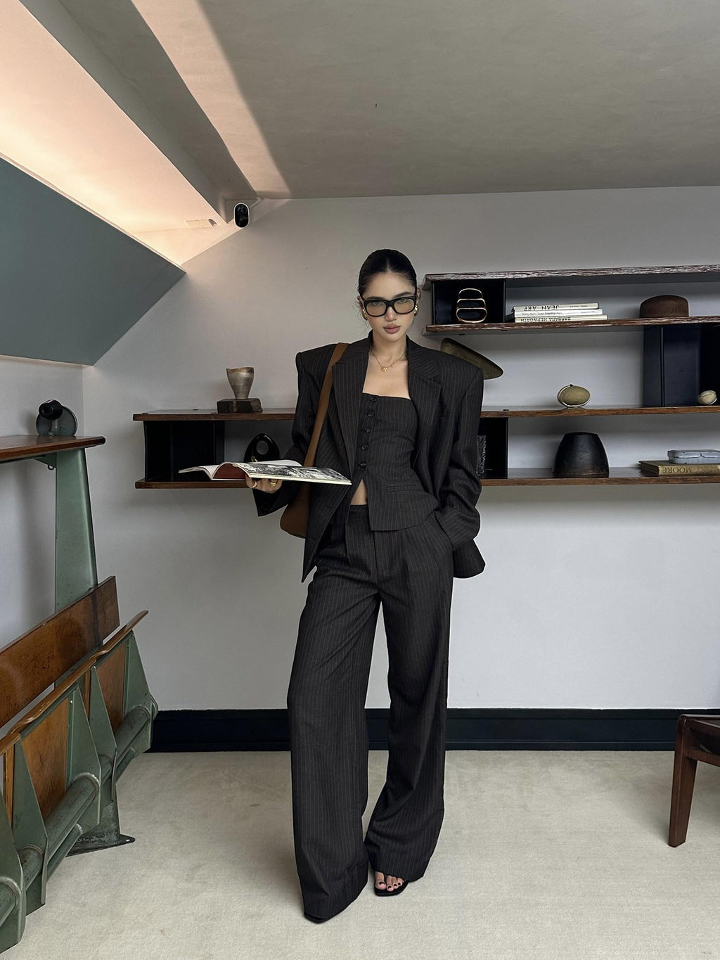 rovente Elastic Waist Minimalist Stripe Workwear Women Pocket Brown Wide Leg Pants