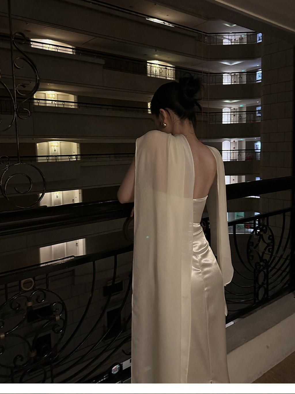 rovente test Elegant Sequin Strapless Natural Waist Fitted Zipper White Maxi Dresses