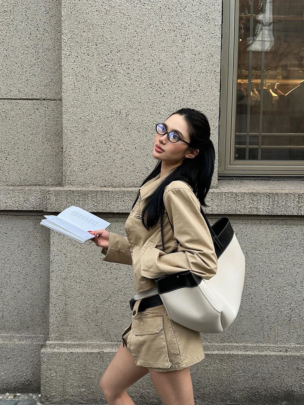rovente Cotton Slim Fit Zipper Casual Cropped Khaki Longsleeve Women Copped Jackets