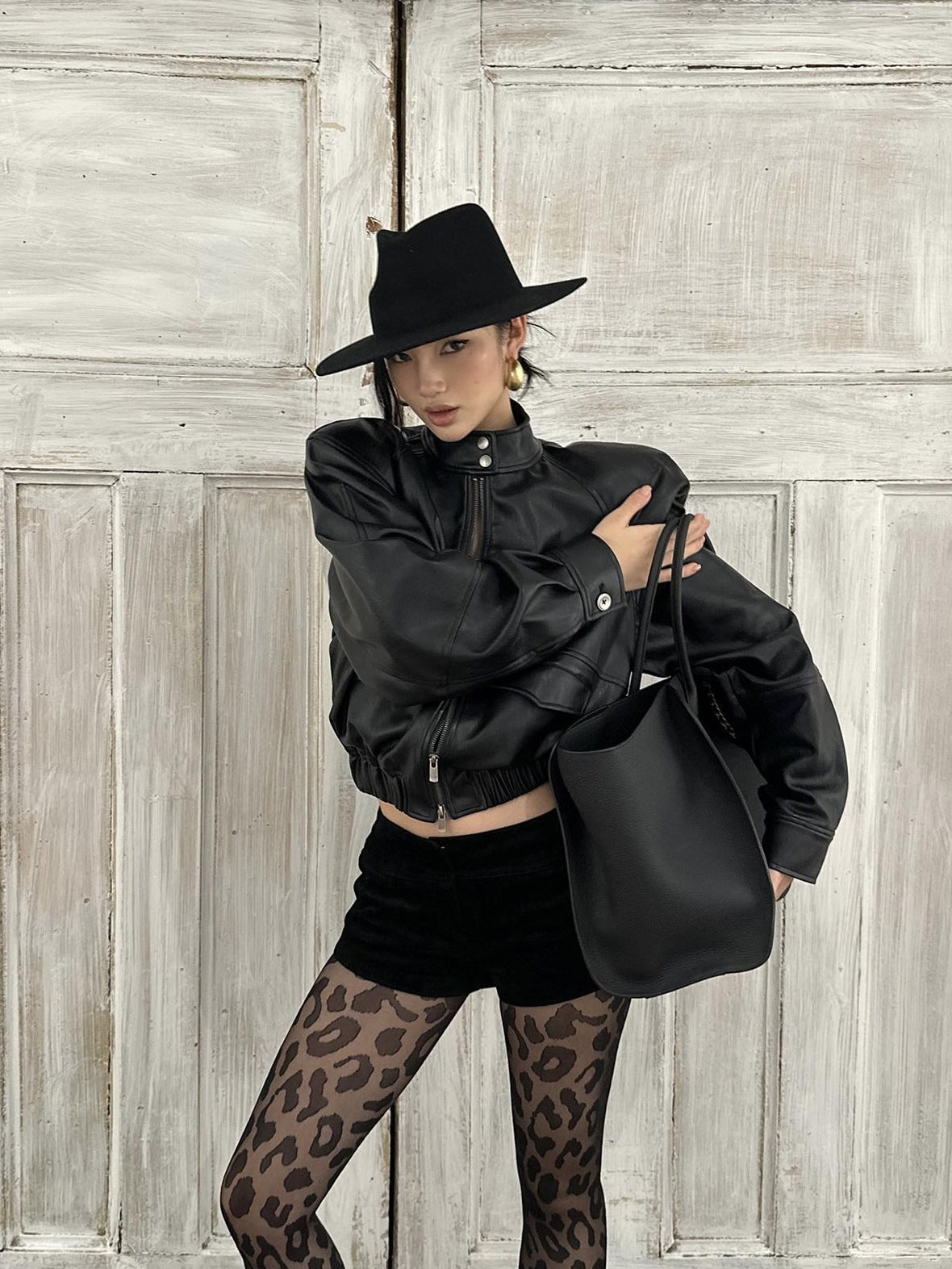 rovente Polyester Blend Loose Fit Short Zip Stand Collar Women Black Copped Jackets