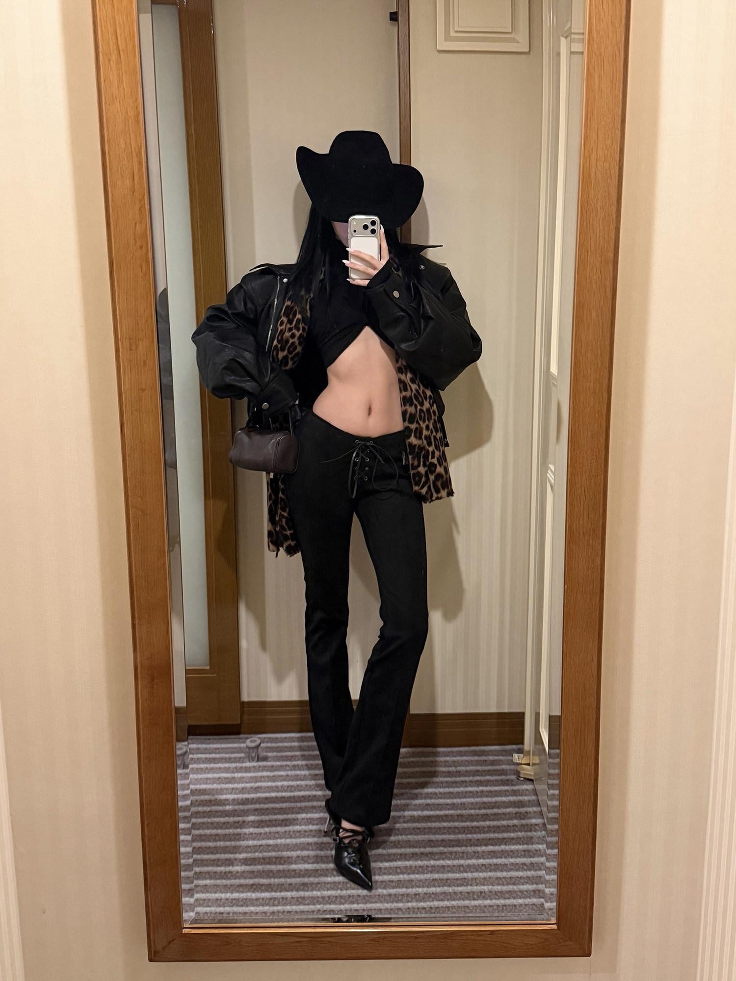 rovente 90% Duck Down Warm Casual Loose Short Zip Pocket Women Black Down Jackets