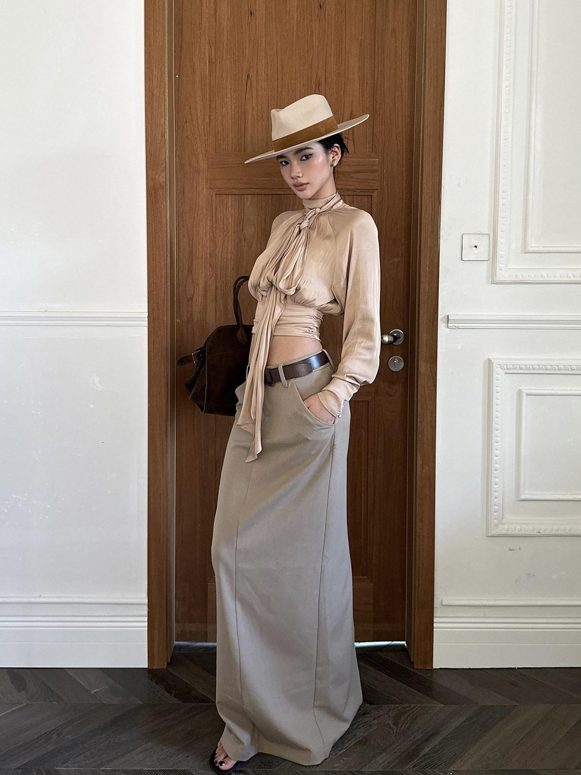 rovente Elegant Slim Waist Stand Collar Women Party Nude Polyester Long Sleeve Cop Tops