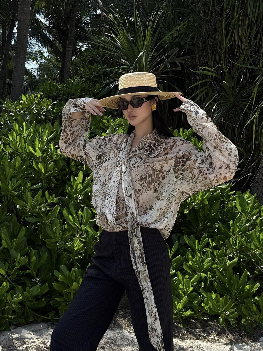 rovente Cooling Lightweight Loose Tie Neck Long Sleeve Leopard Print Women Office Shits